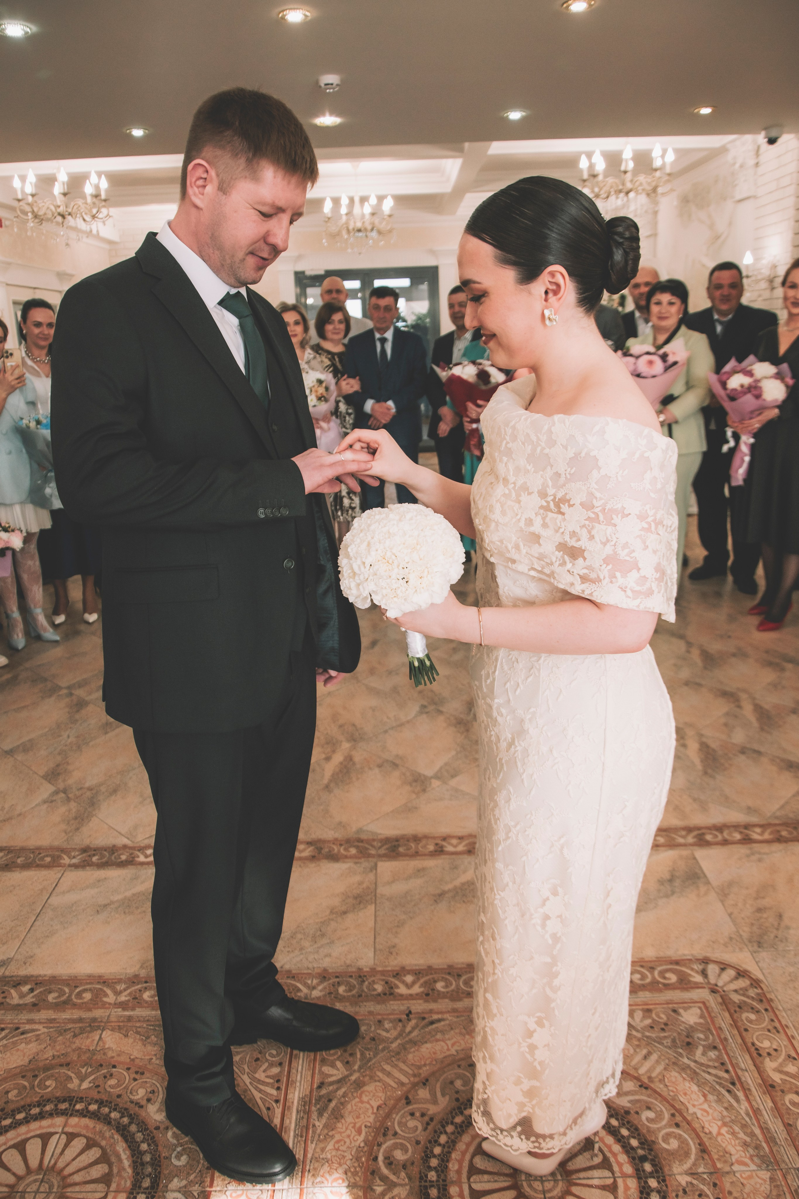 26.04.2025 (Фотосессия, роспись в Онии + фото с банкета). Семейный и свадебный фотограф Губкинский и Ставрополь