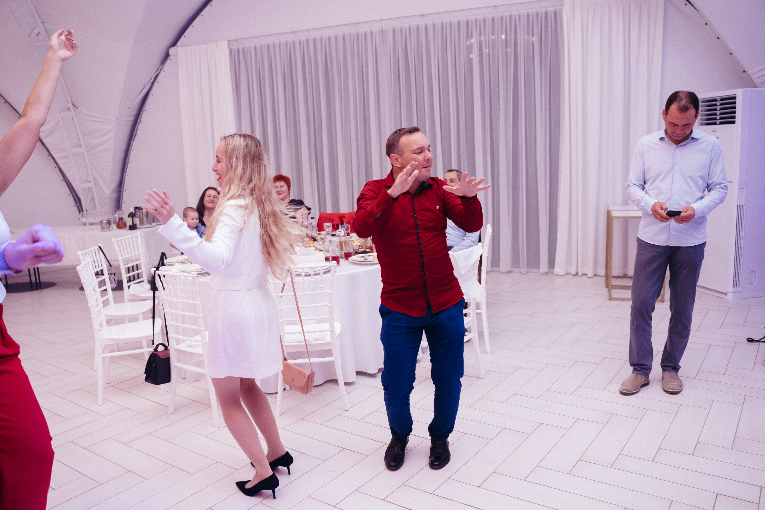 Ави Центр. Свадебный фотограф в Симферополе