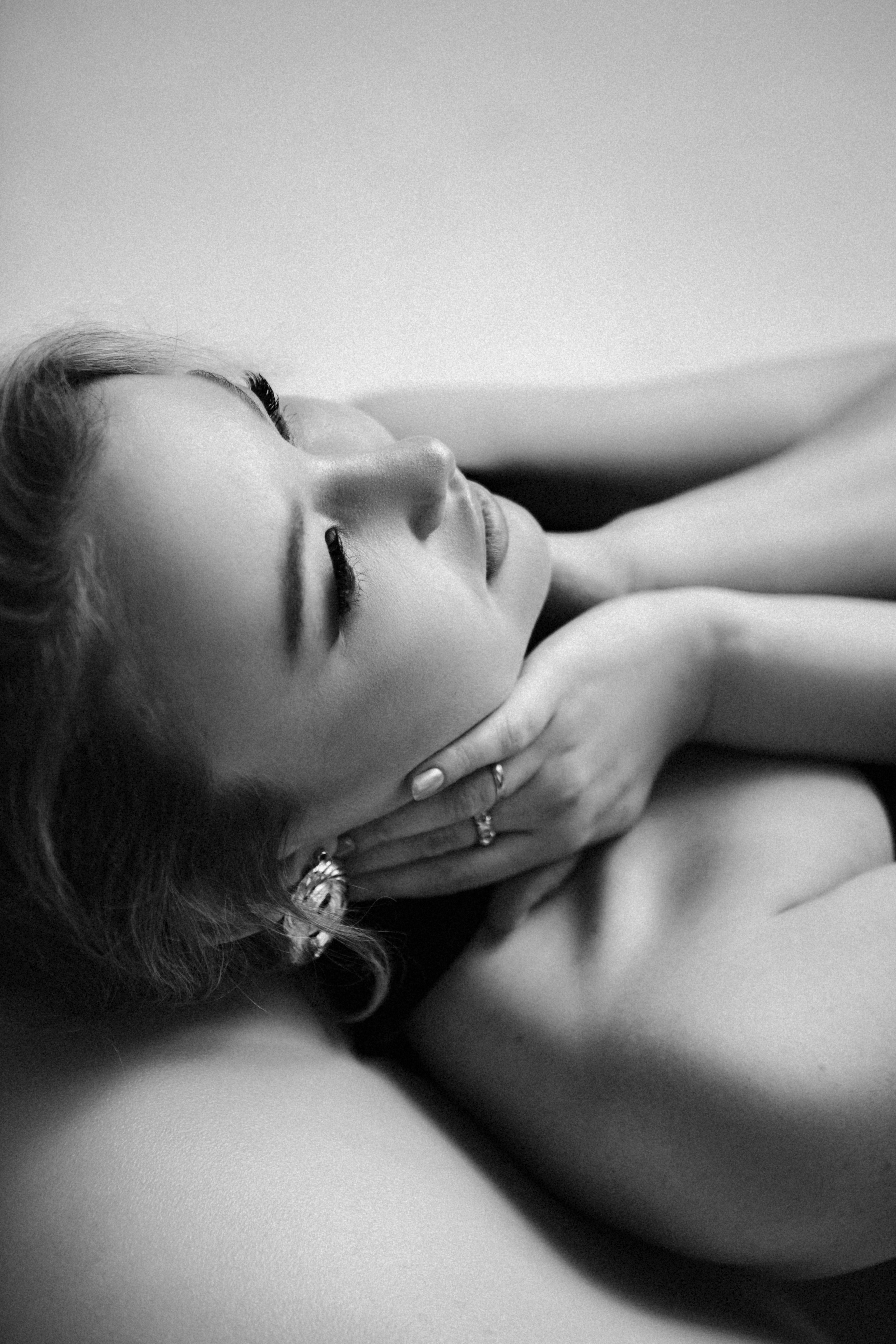 Алена. Съемка на циклораме. Фотограф в Москве Ольга Сатони