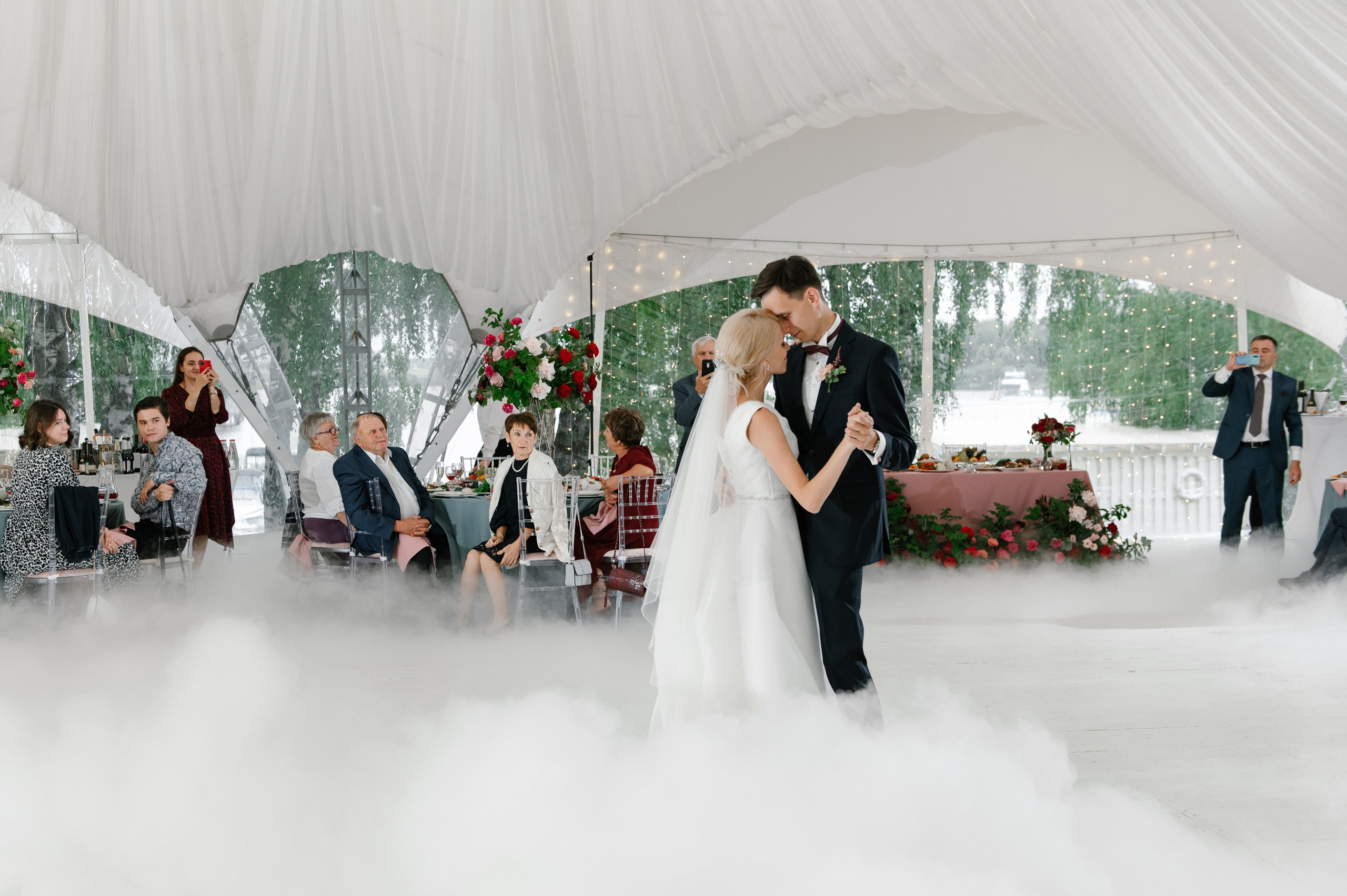 Свадебная фотосессия в яхт-клубе. Семейный и свадебный фотограф в Москве Татьяна Николаева