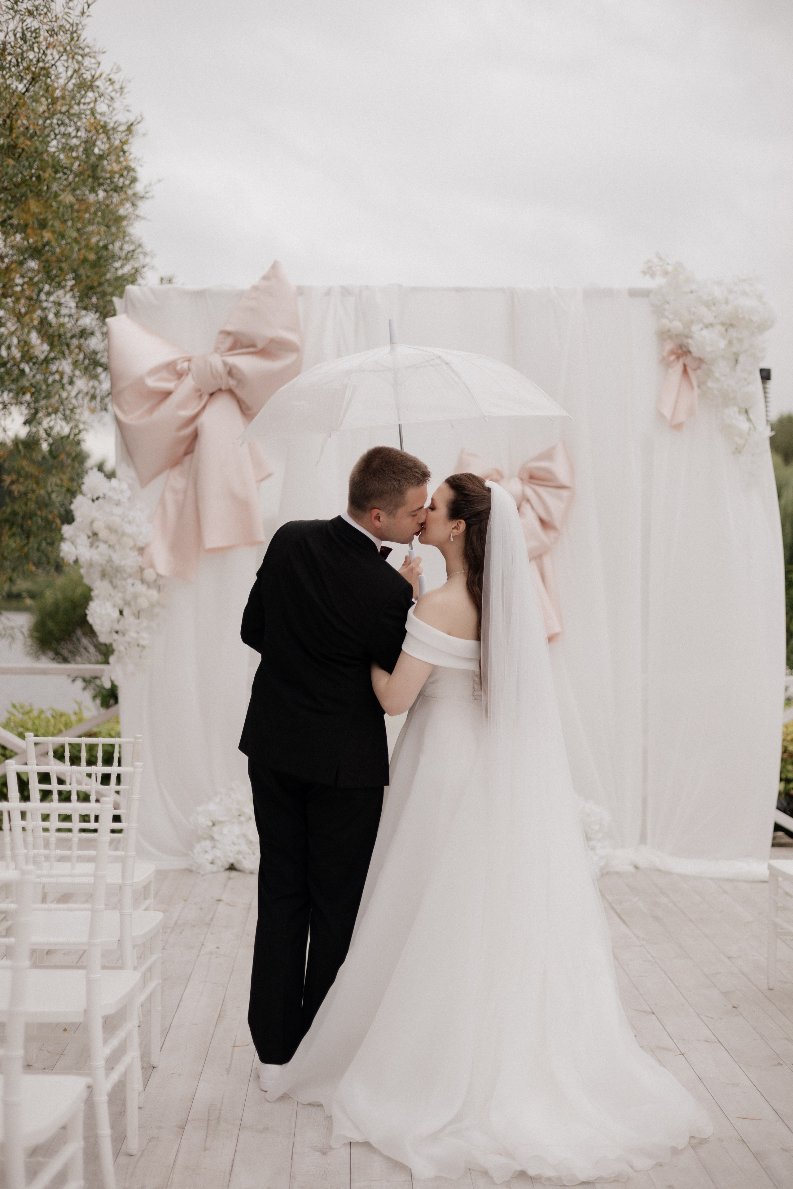 Аня и Саша. Свадьба в Юдино парк. Свадебный и портретный фотограф в Москве Анастасия Масюк