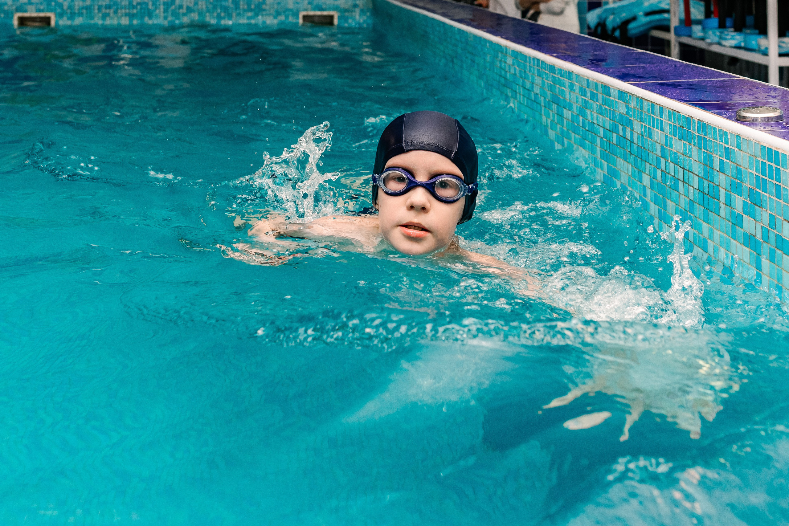 Репортажная съёмка. Дельфиньи игры. Бодибум Пермь. Фотограф Пермь. Свадьбы. Семья и дети, школа, д. сад. Фотокниги