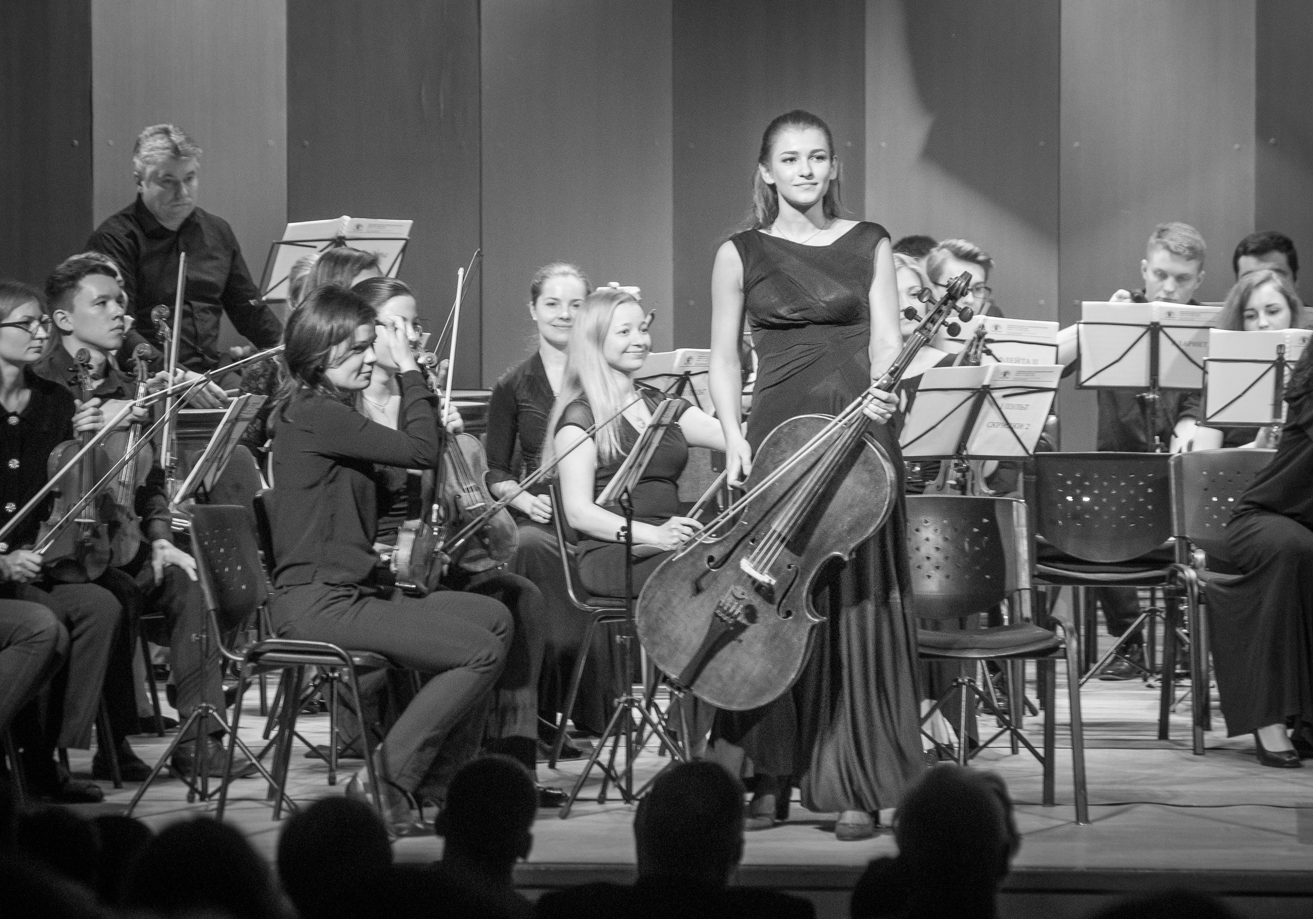 Концерт в Центре Павла Слободкина. Дарья Письменюк / Darya Leitstern — фотограф, музыкант, журналист, путешественник