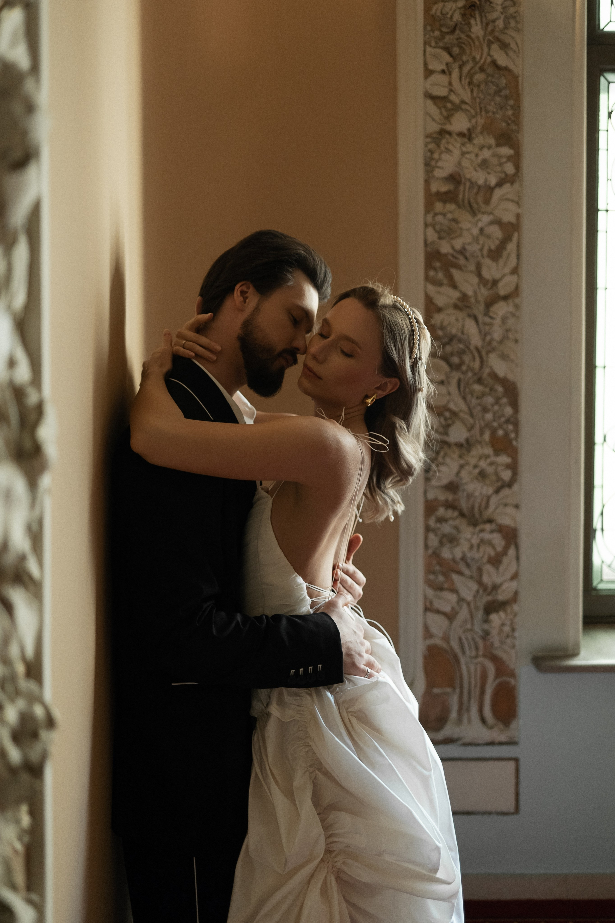 Свадебная фотосессия в гостинице "Националь". Ярослава Ерина — свадебный фотограф в Москве