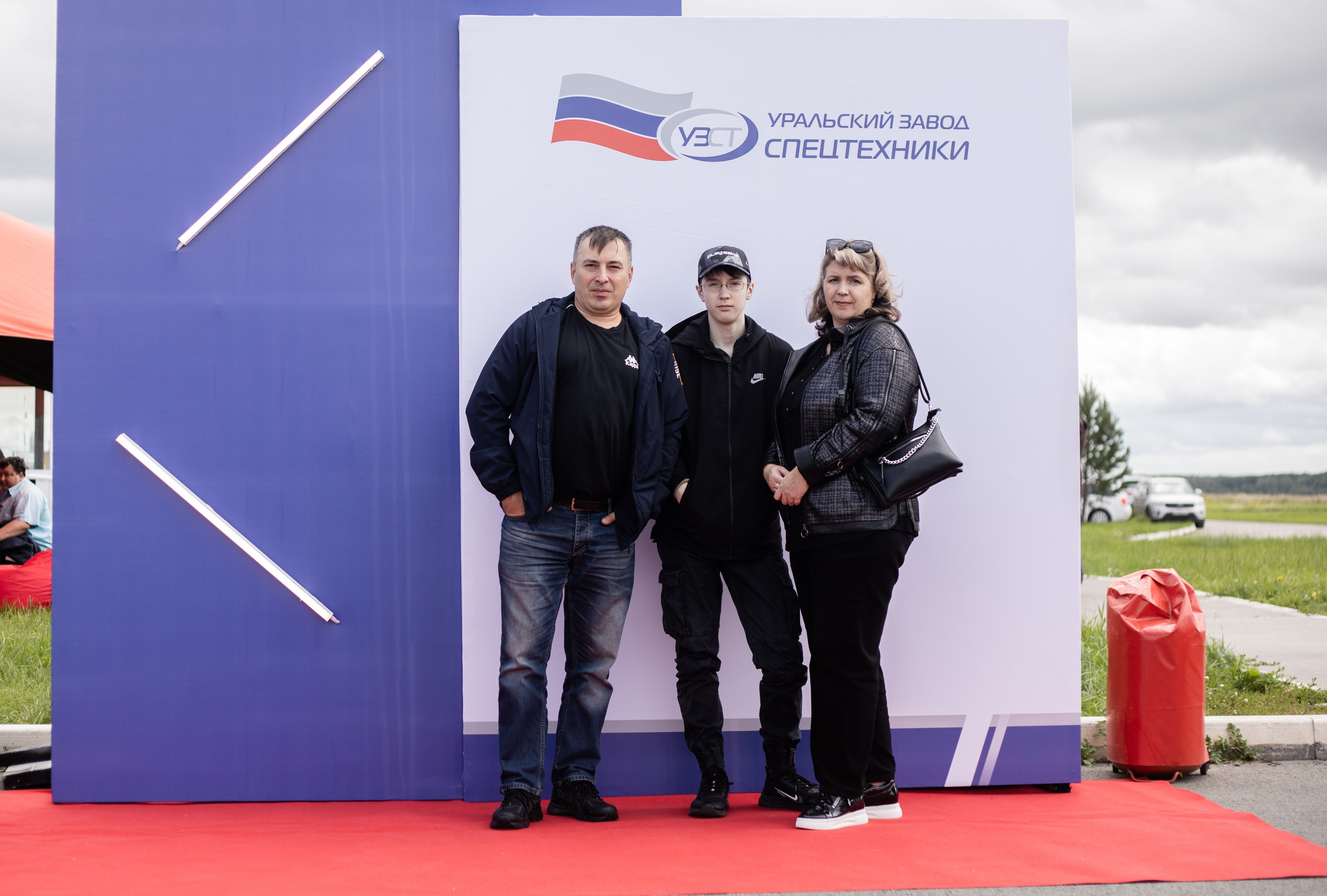 УЗСТ- Корпоративный тимбилдинг на аэродроме. Репортажный и свадебный фотограф в Челябинске Елисеев Павел