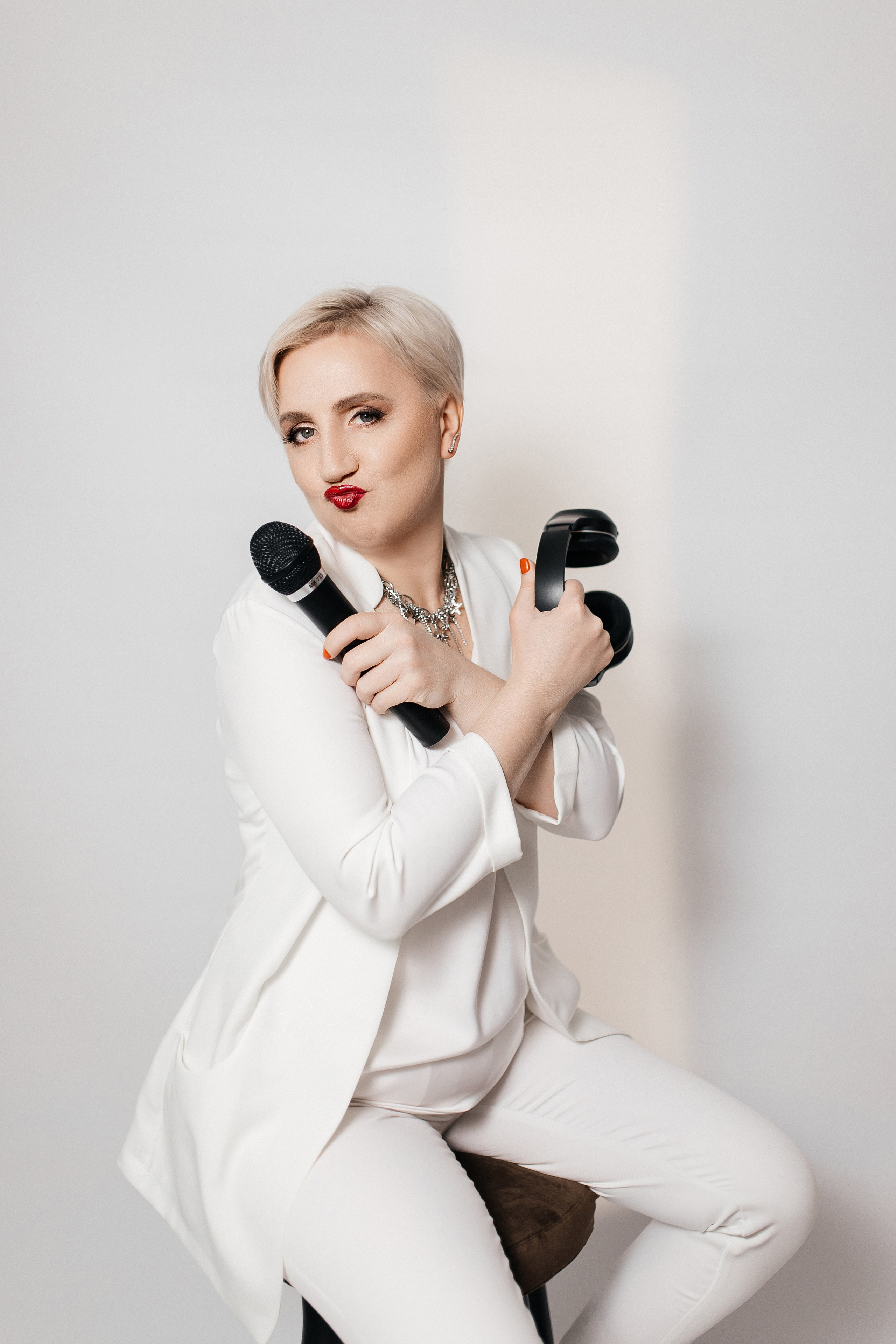 Олесяв моей студии. Март 2025. Фотограф Пермь. Свадьбы. Семья и дети, школа, д. сад. Фотокниги