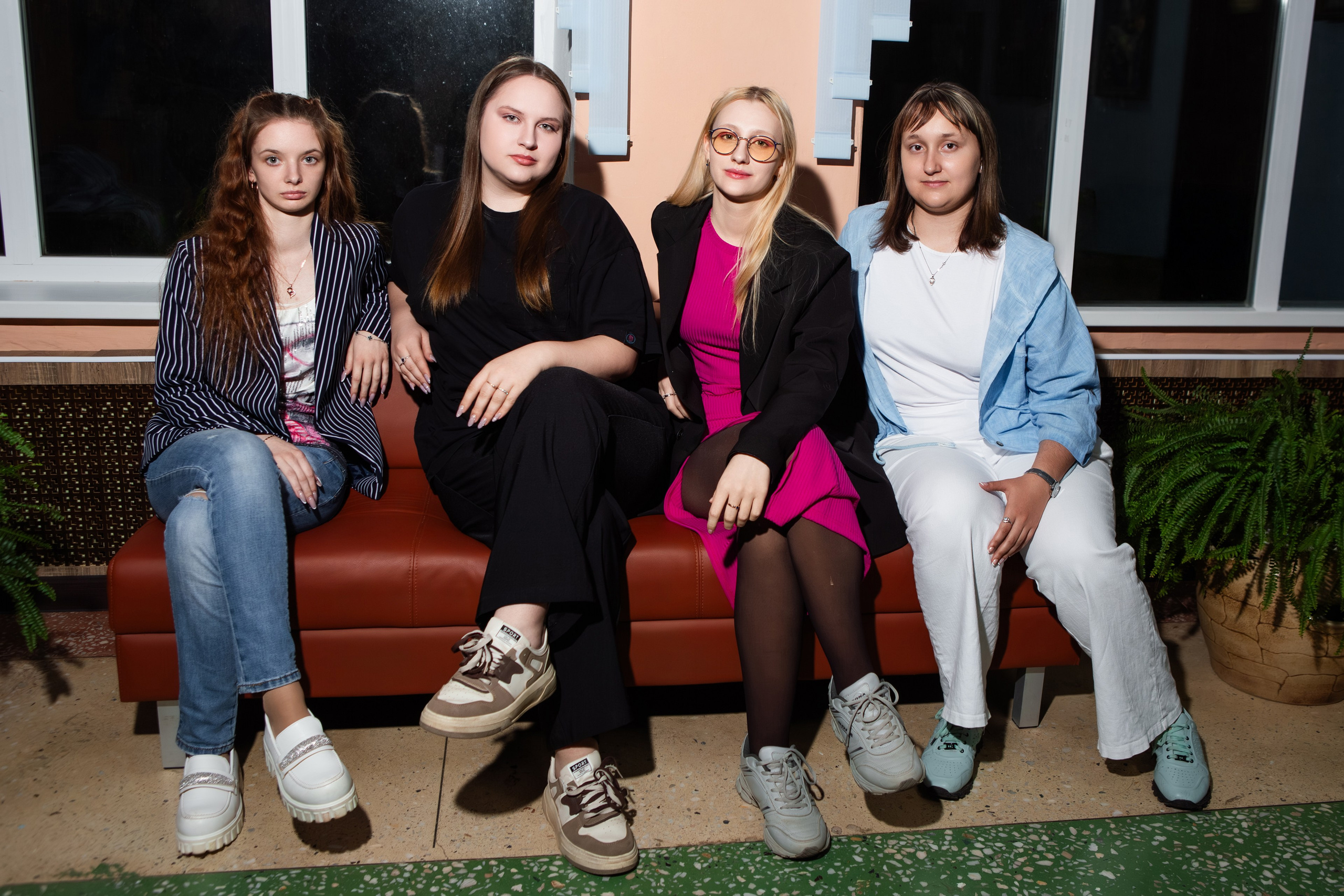 ФОТОСЕССИЯ В ХОЛЛЕ — выпускников ЧППК. ТВОЙ АЛЬБОМ / ТВОИ ПРАВИЛА