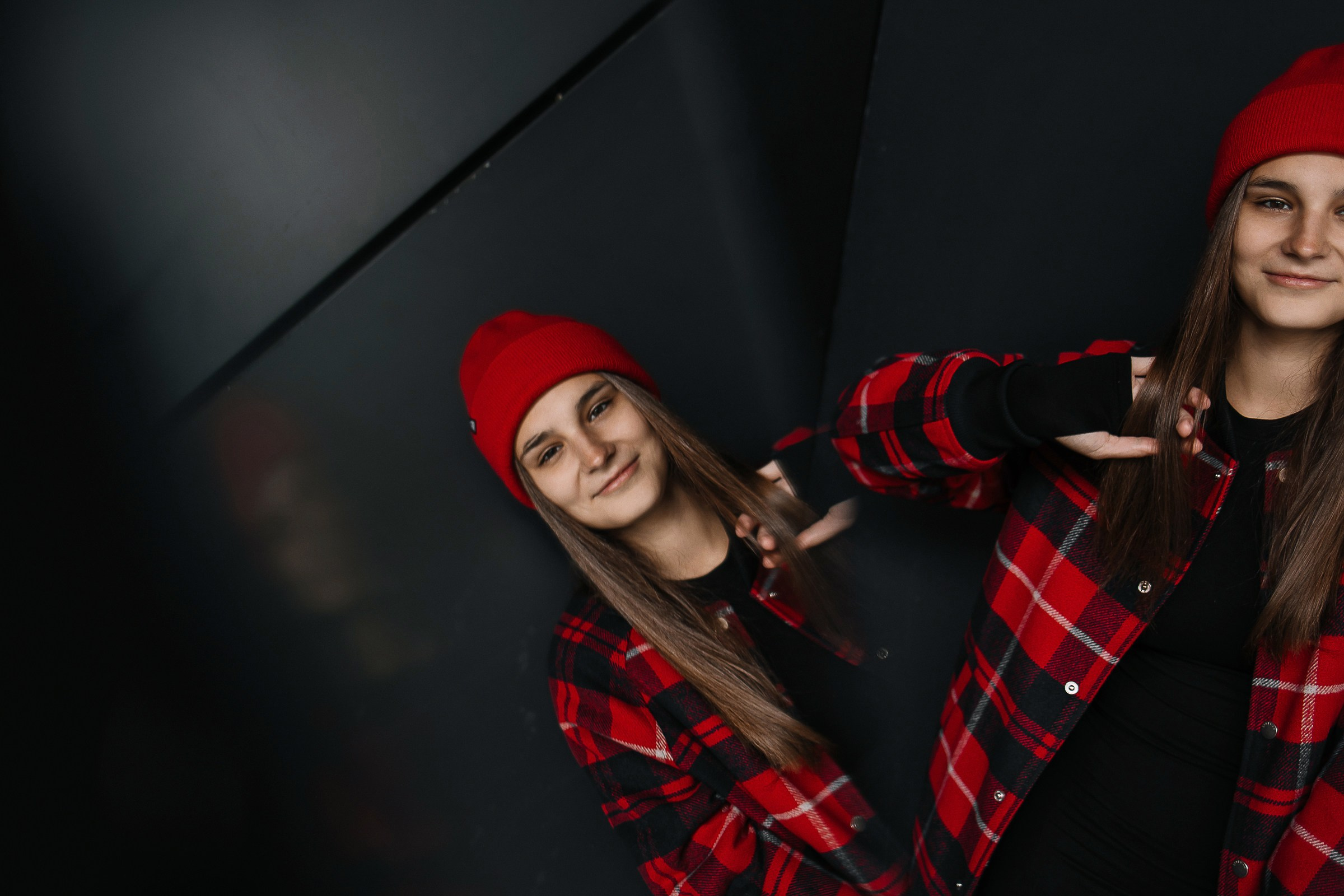 Катя в красном. Семейный, женский и детский фотограф Татьяна Колобаева