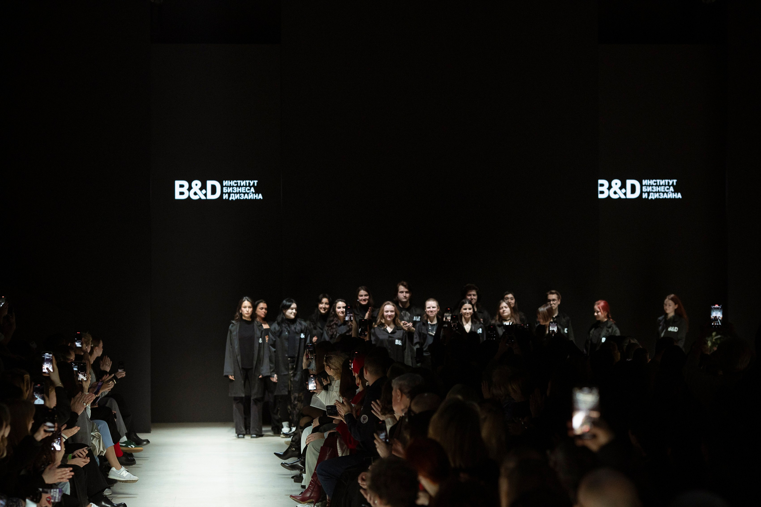 MOSCOW FASHION WEEK 2025 весна. Фотограф в Москве