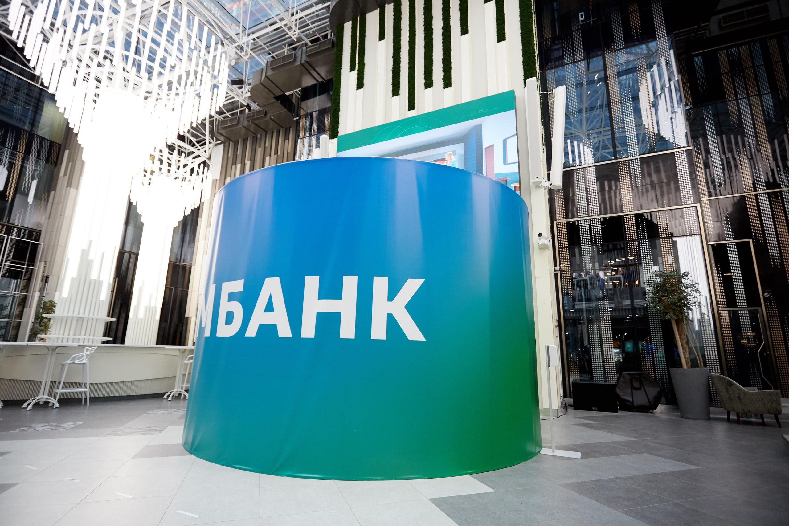 Сбербанк (акция). Репортажный Фотограф