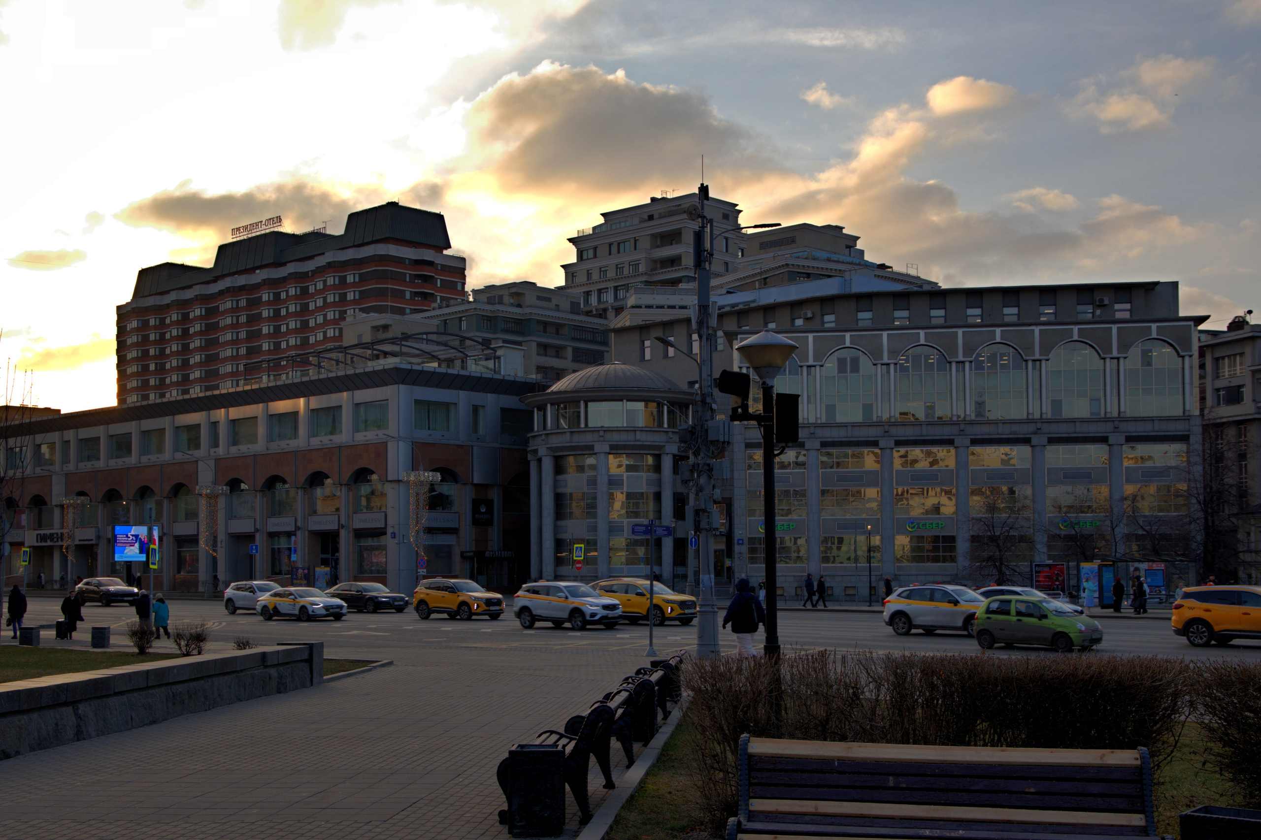 МОЙ ГОРОД. ФОТОГРАФ В МОСКВЕ СТАНИСЛАВ КОБЗЕВ