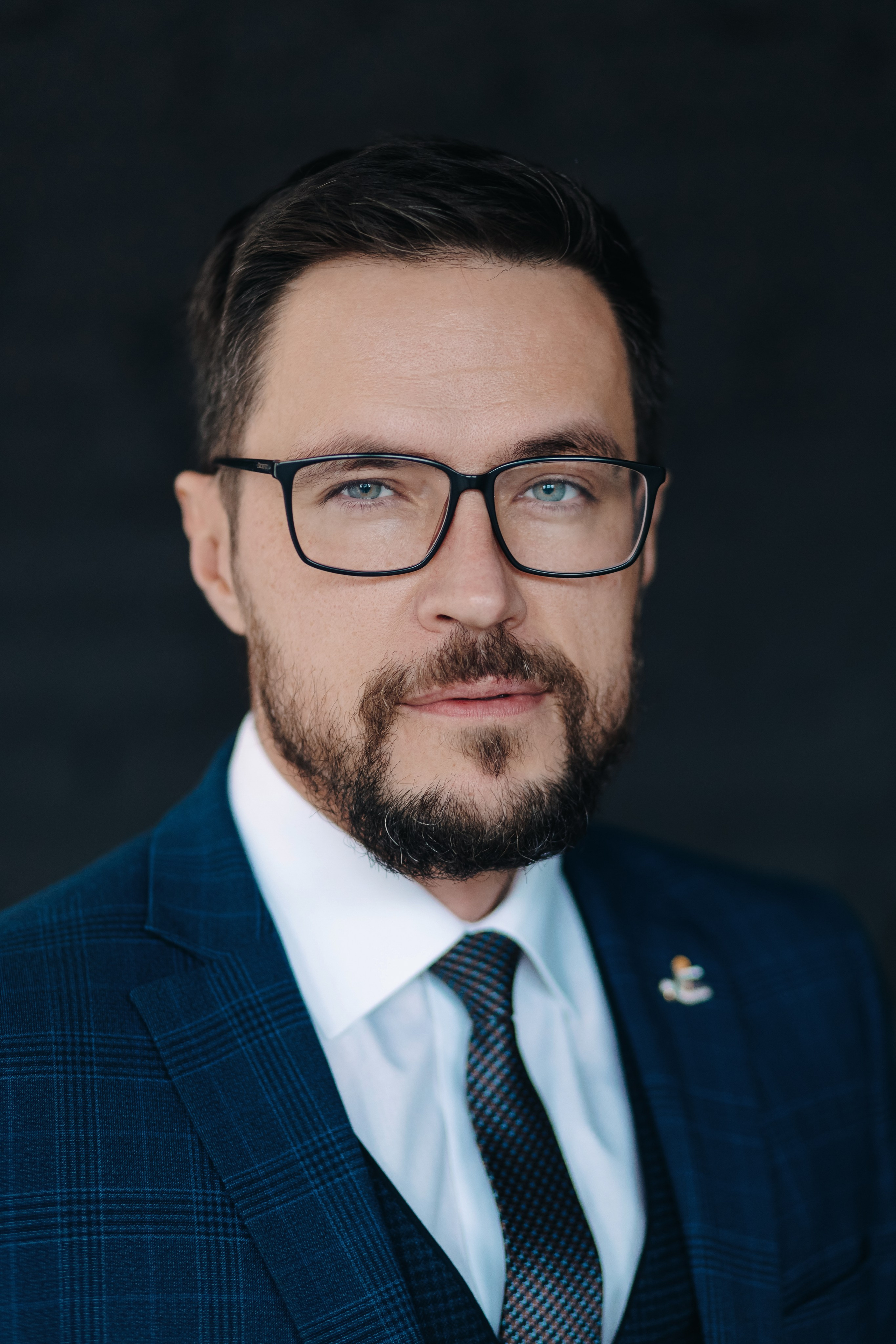 Портреты сотрудников академии «РэндР». Дмитрий Судаков, фотограф в Екатеринбурге и Москве