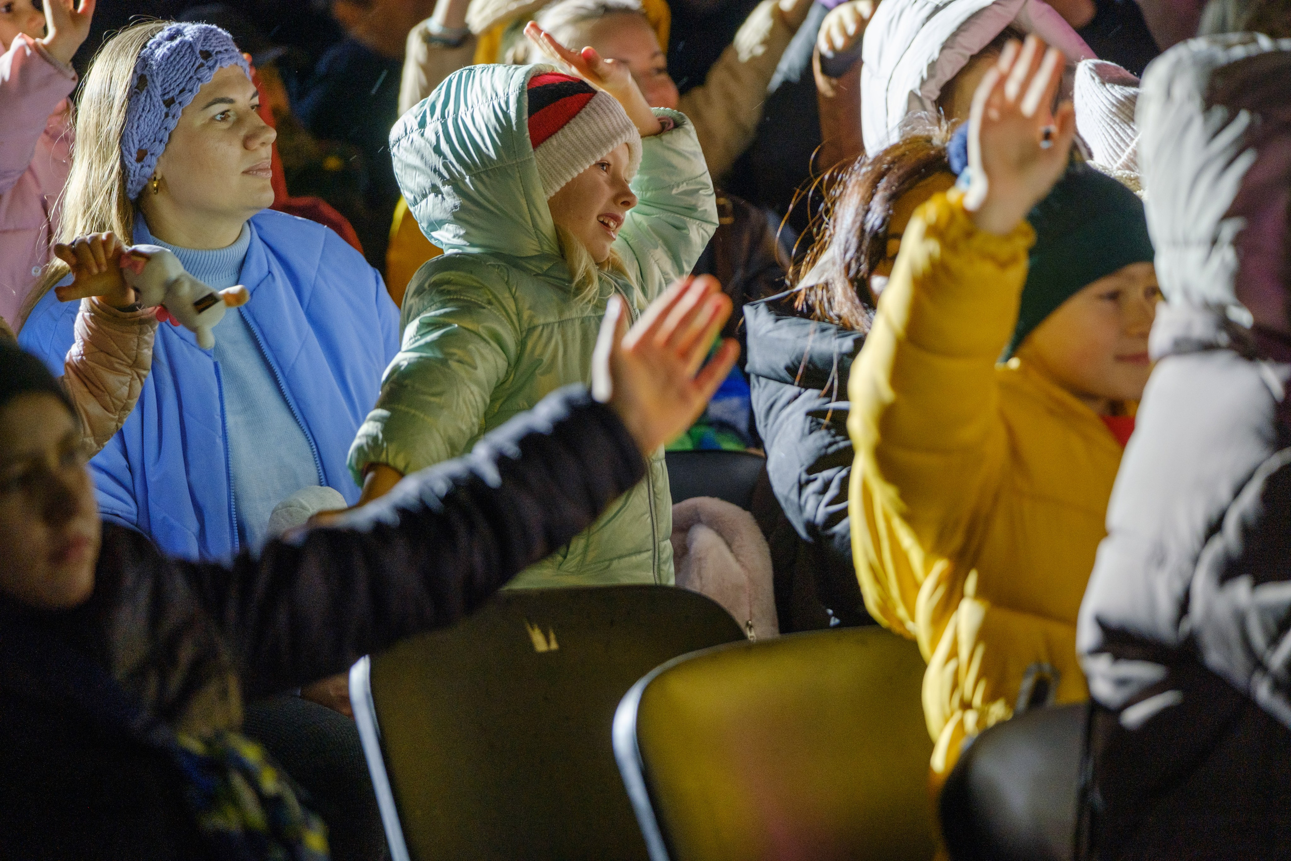 Новогодний репортаж из парка «Новый Херсонес» | Фотограф Илья Желдак. Профессиональная фотосъемка в Крыму. Натуральные эмоции и живые кадры. Забронируйте дату прямо сейчас!