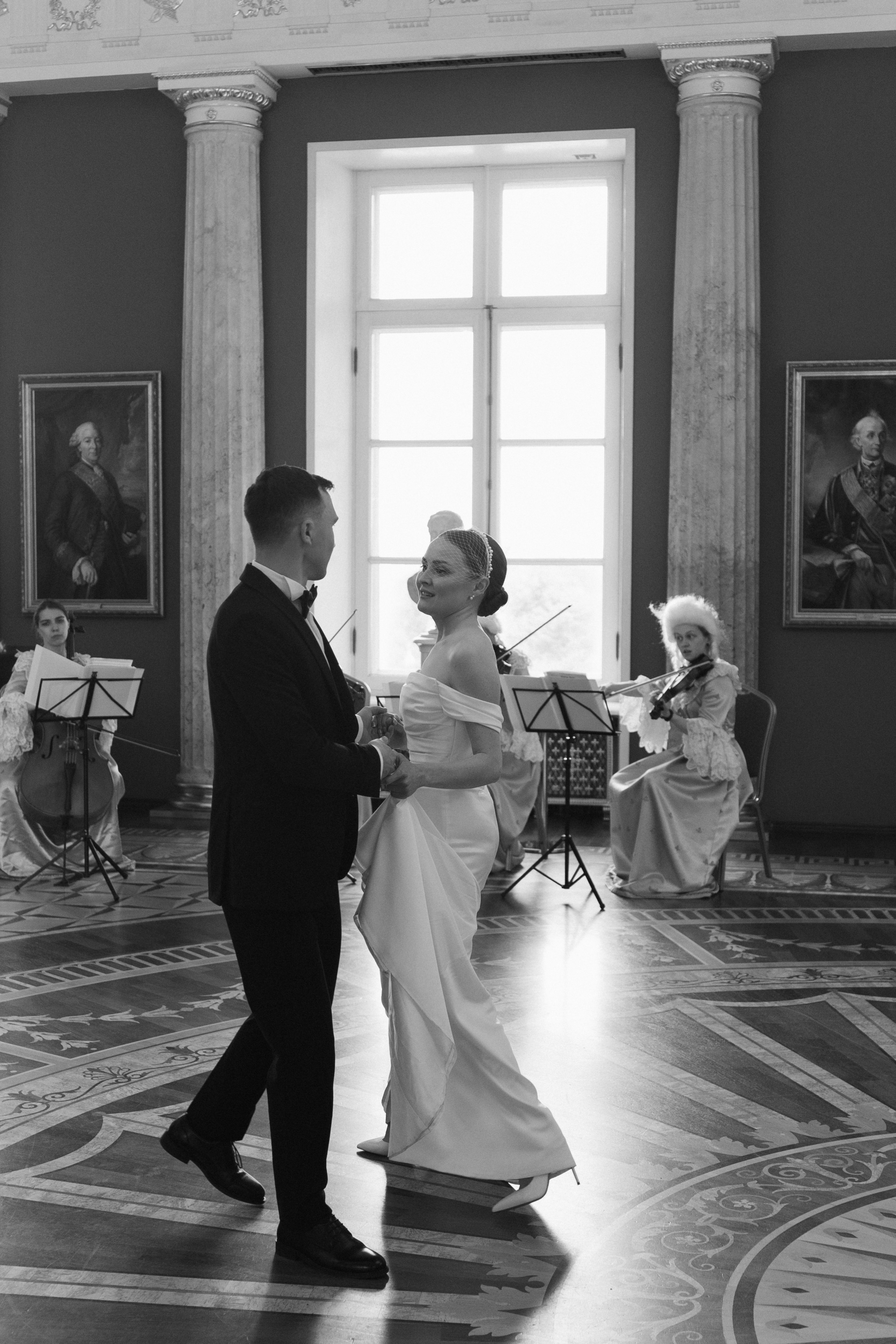 Сборы в отеле Marriott imperial plazа, сборы в отеле Мэриот Империал Плаза, Роспись в Царицыно в Таврическом зале. Свадебный фотограф Москва Анастасия Храмова