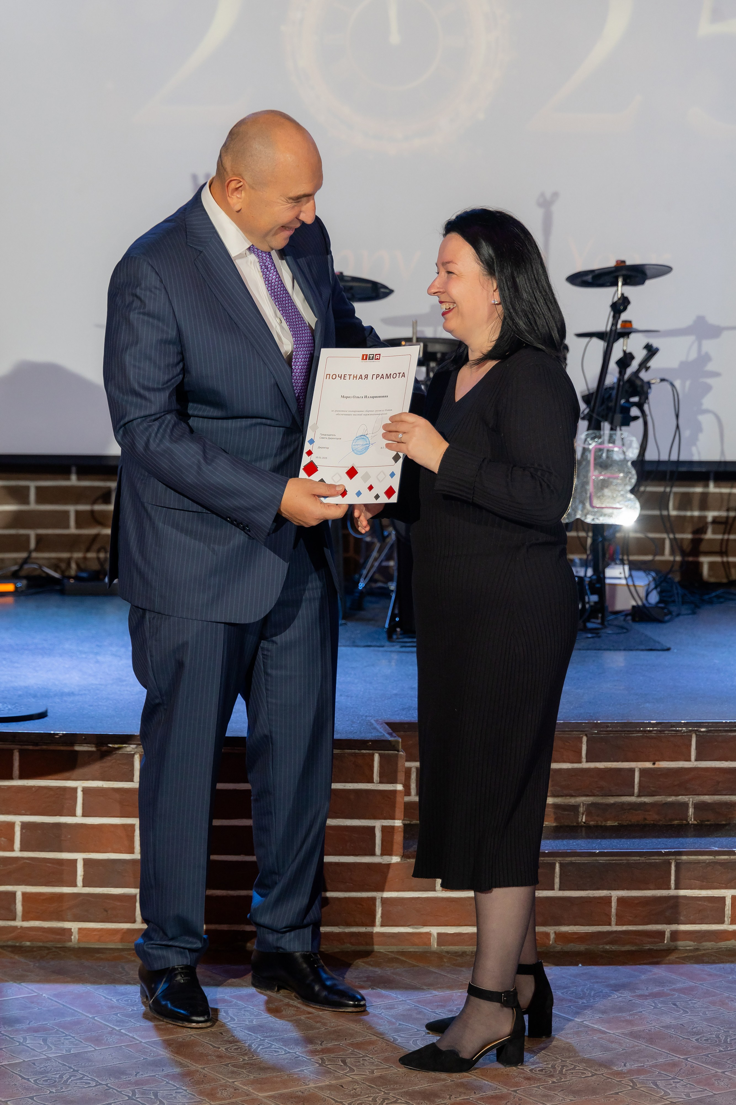 Корпоративная новогодняя съемка для логистической компании ИТА. Свадебный фотограф в Минске/Беларуси Сергей Спиридонов