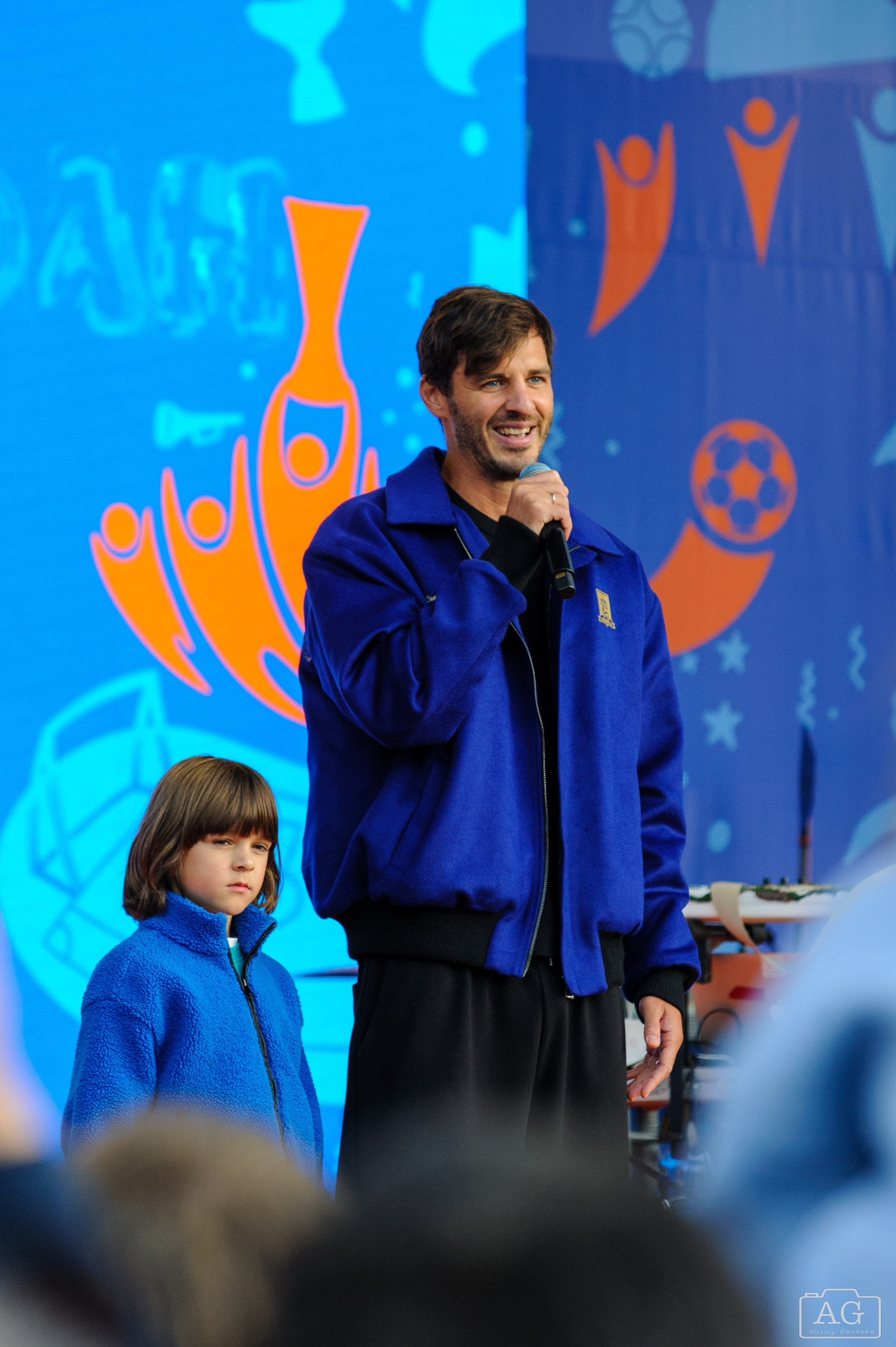 Нейромонах Феофан на открытой тренировке ФК «Зенит». Алексей Горчаков. Фотограф на ваш праздник