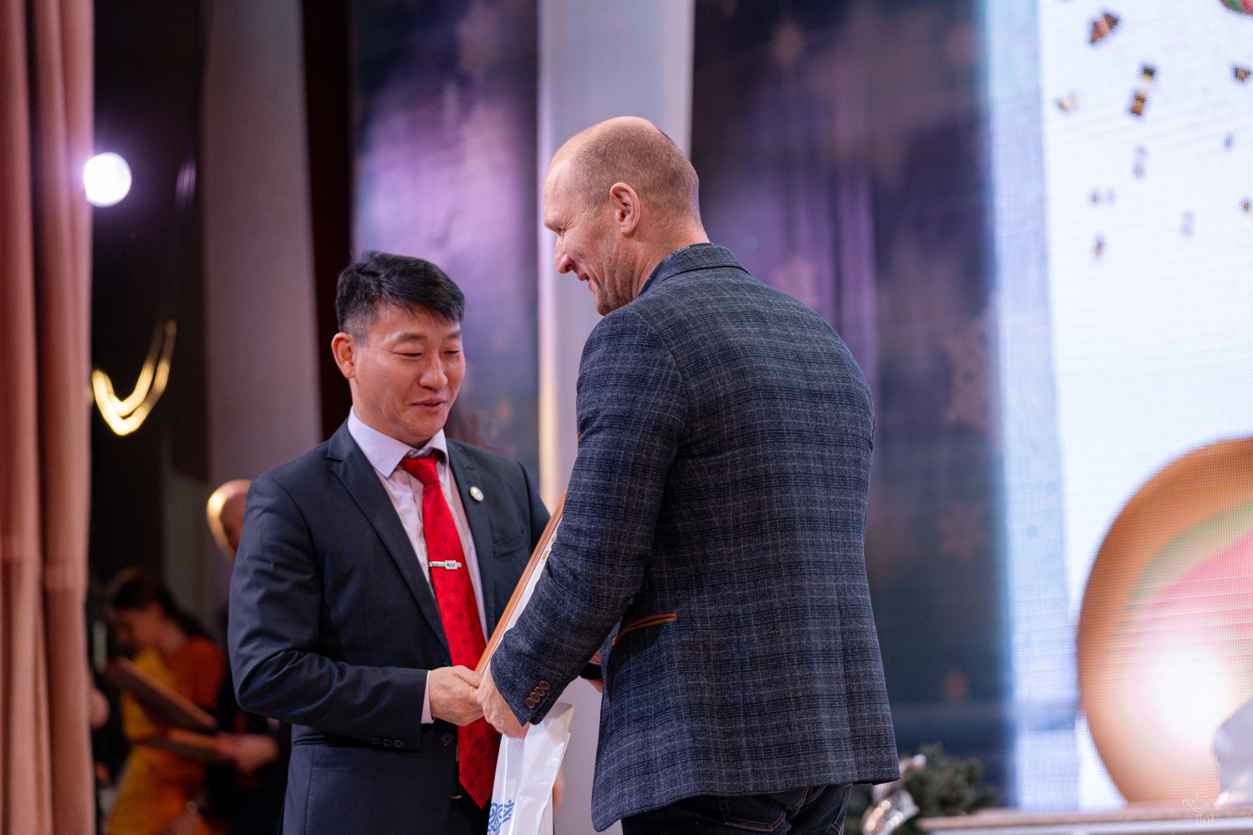 Ёлка. ФОТОГРАФ ИВАН НОВИКОВ | СТАВРОПОЛЬ