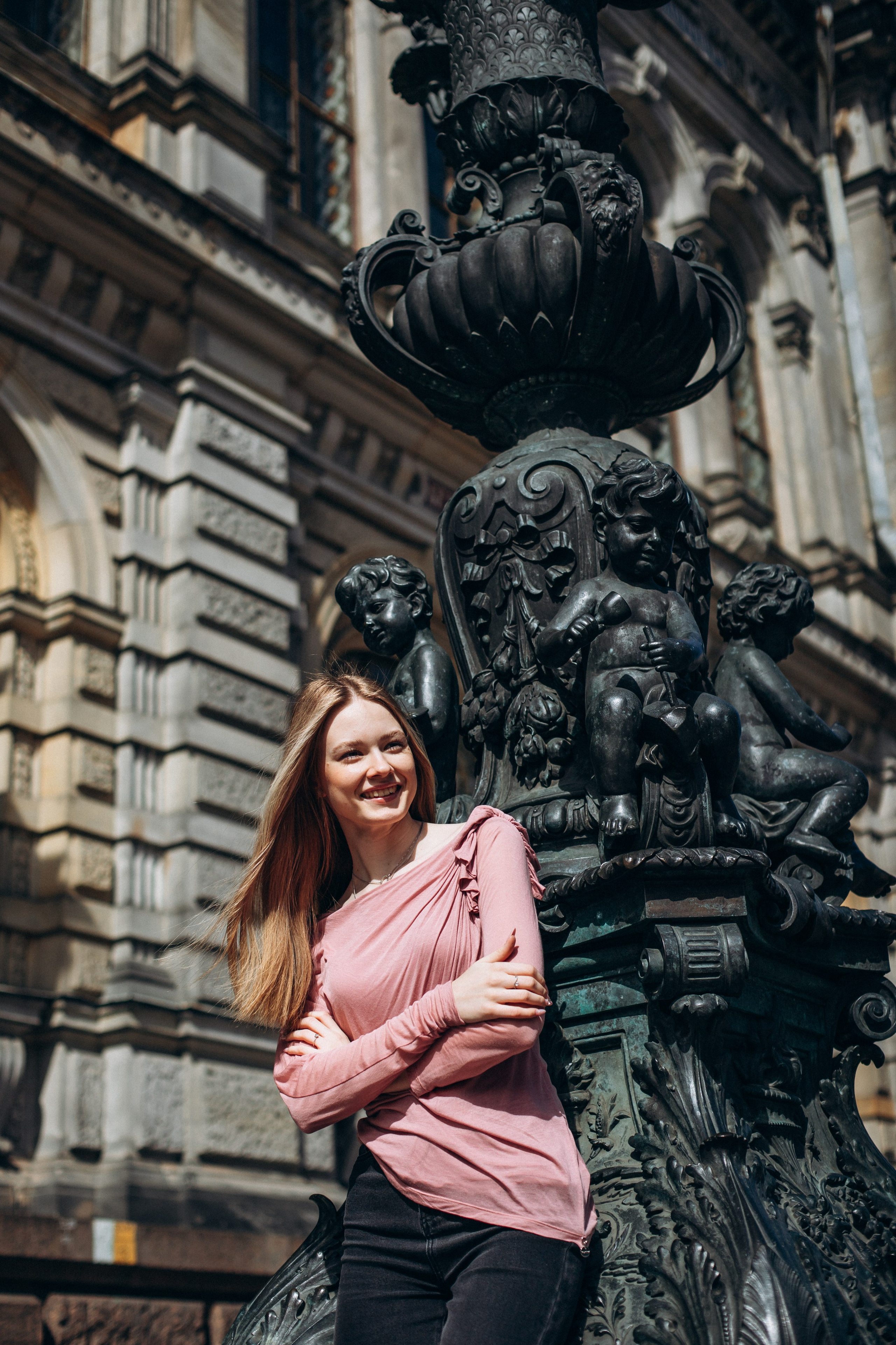 Юлия в мае. Фотопрогулка в Петербурге. Индивидуальный и семейный фотограф в Санкт-Петербурге
