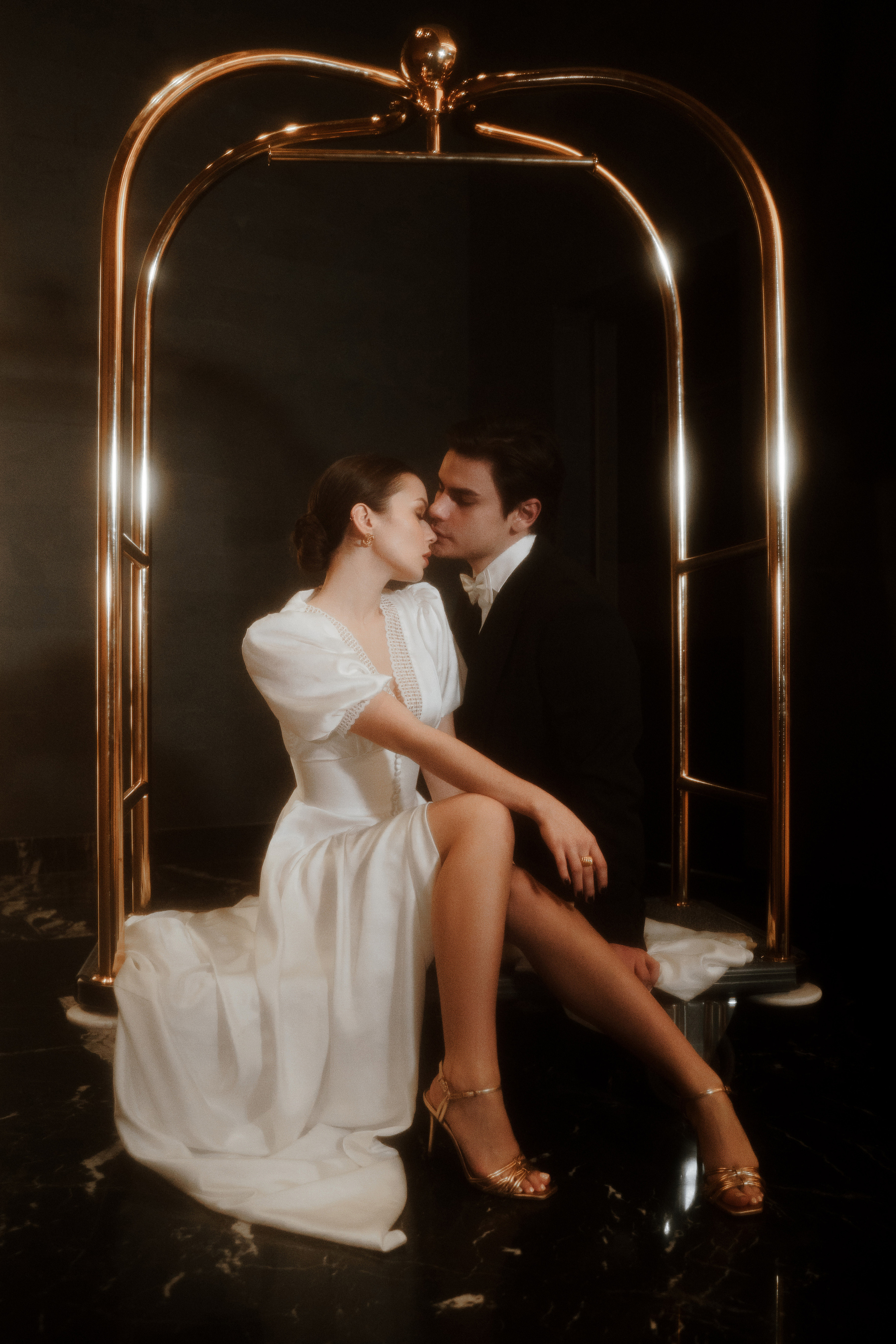 Свадебная фотосессия в отеле Radisson Blu Olympiyskiy Hotel Moscow 5*