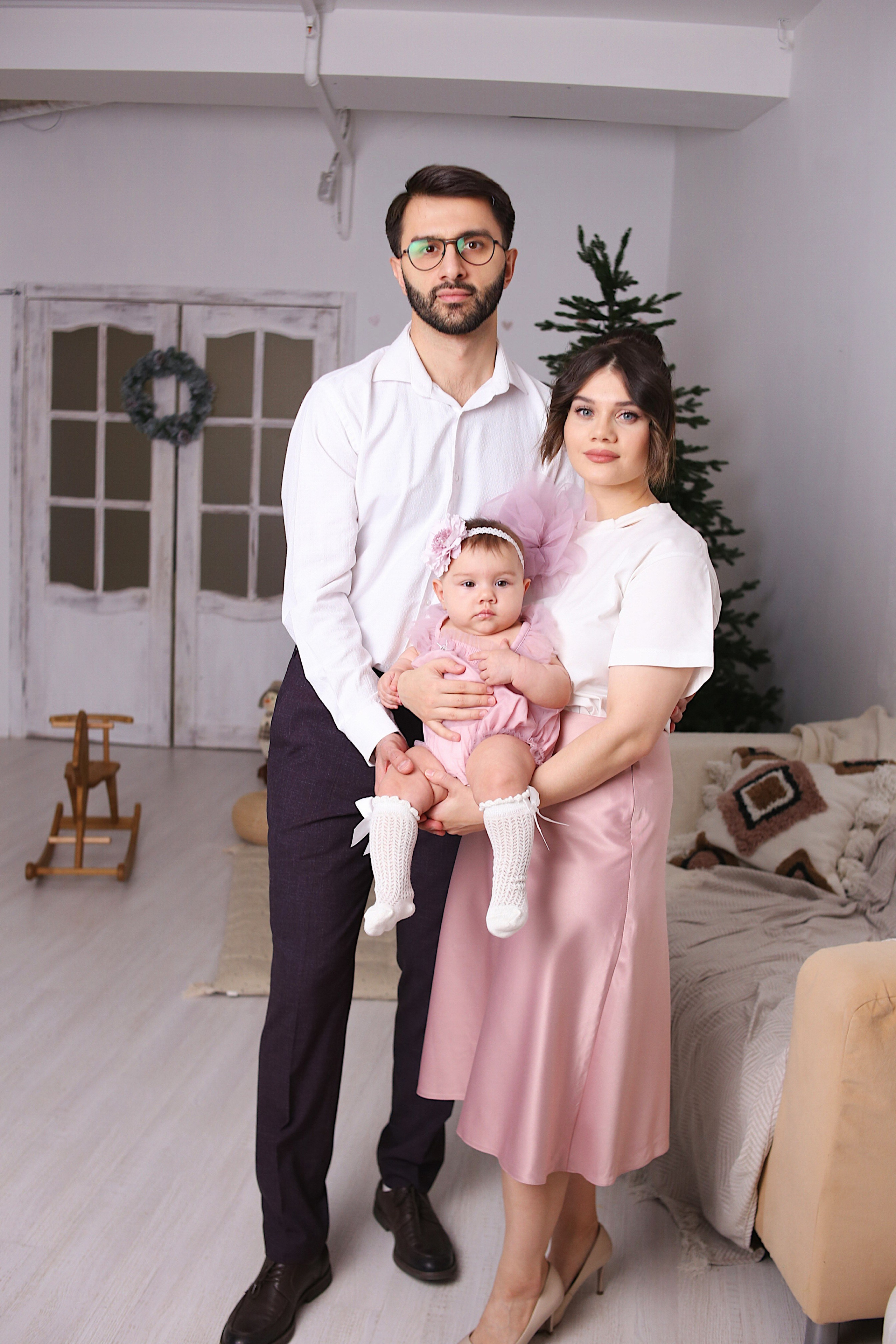 Марина и семья. Фотограф Пирумян Анна. г. Сургут, г. Воронеж