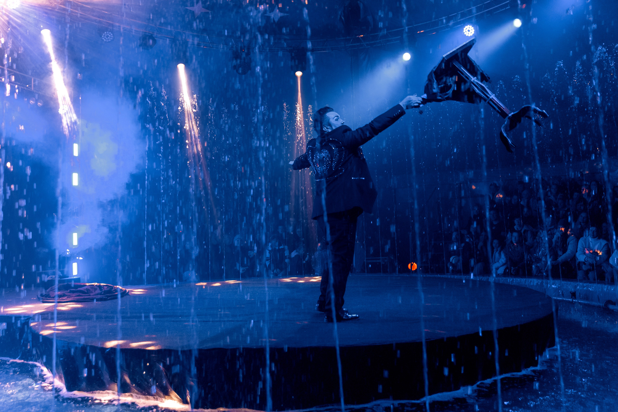 Цирк на воде. Свадебный фотограф Иркутск, репортажный фотограф Иркутск