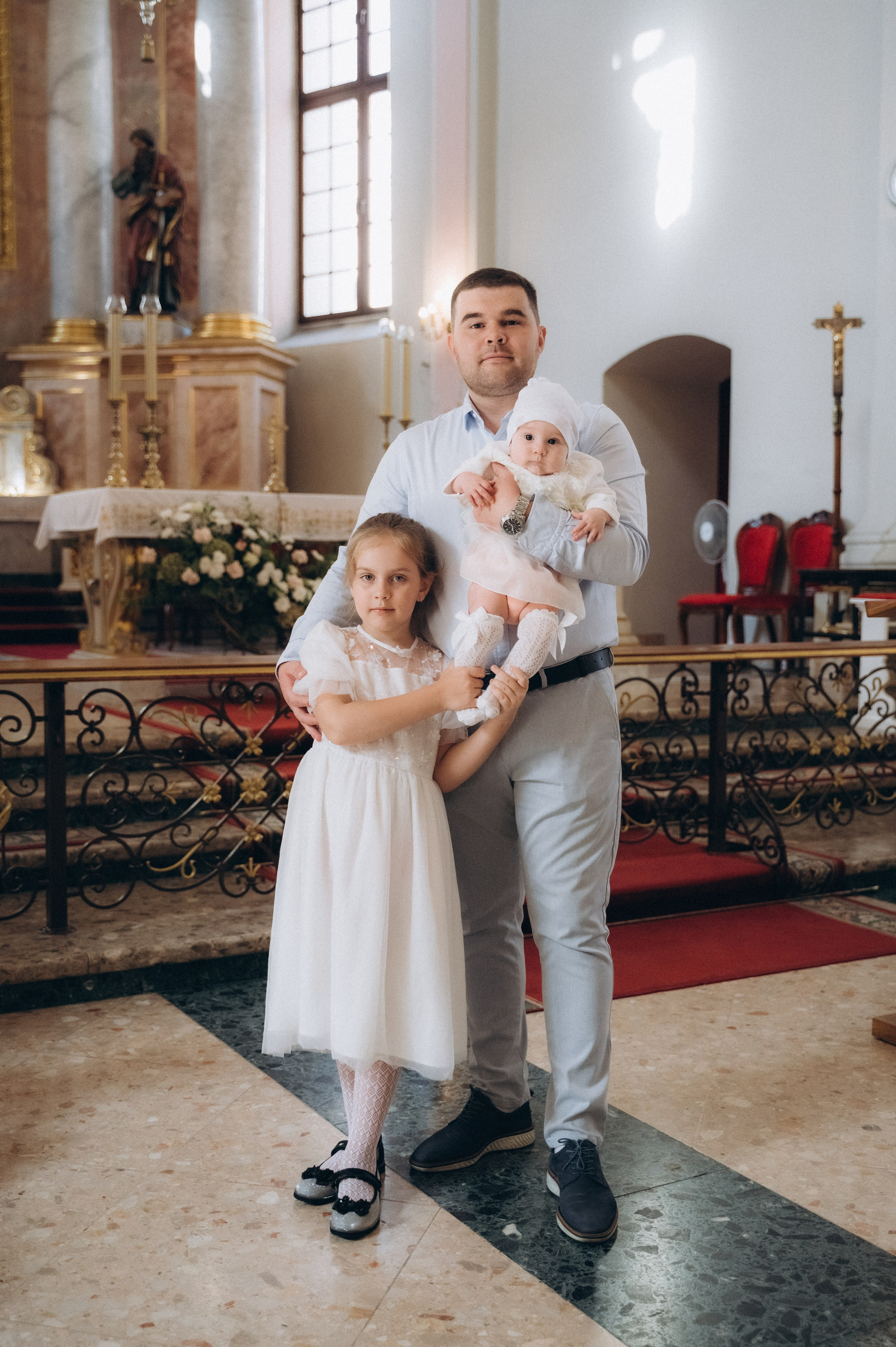Крещение Василисы Архикафедральный костел Имени Пресвятой Девы Марии. Семейный фотограф в Минске Дарья Дреко