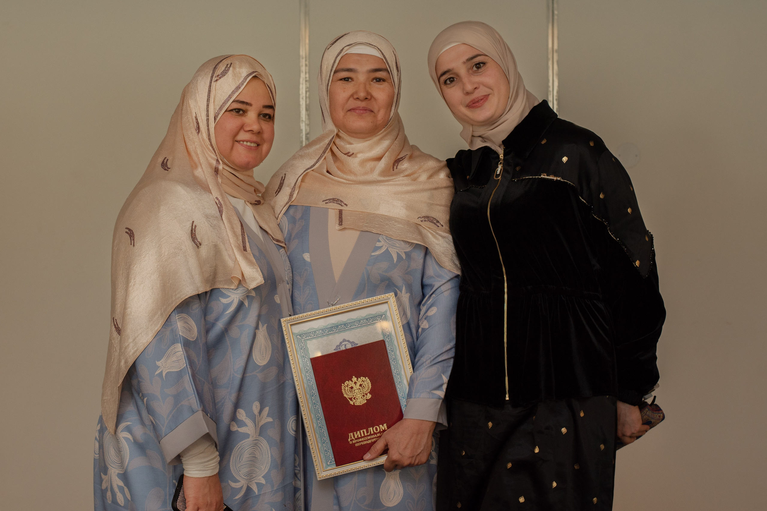 Выпускной в Евразийской женской гуманитарной академии. Лина Курочка — ваш фотограф