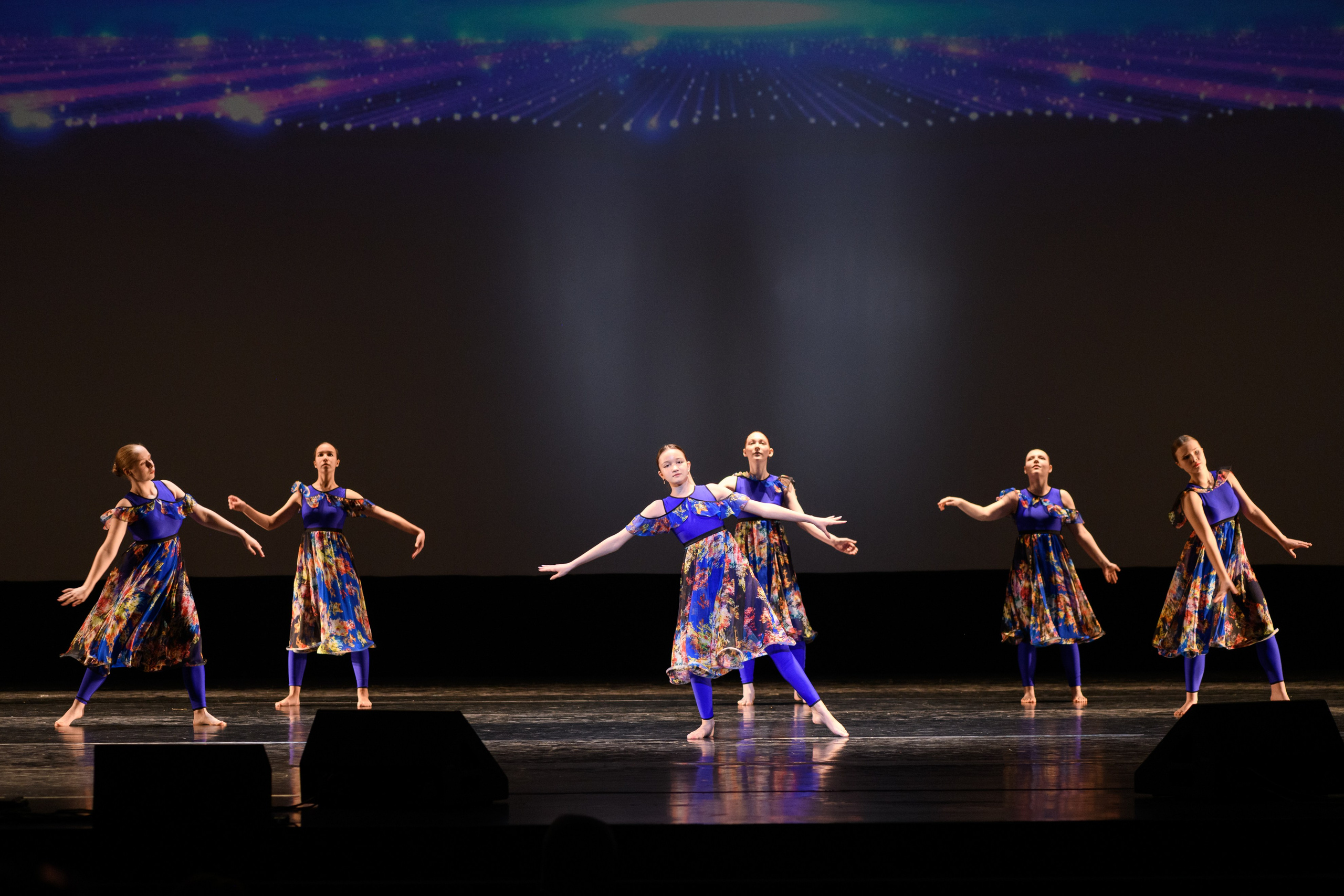 23 апреля, часть 2, БКЗ Октябрьский, г. Санкт-Петербург. Золотое яблочко