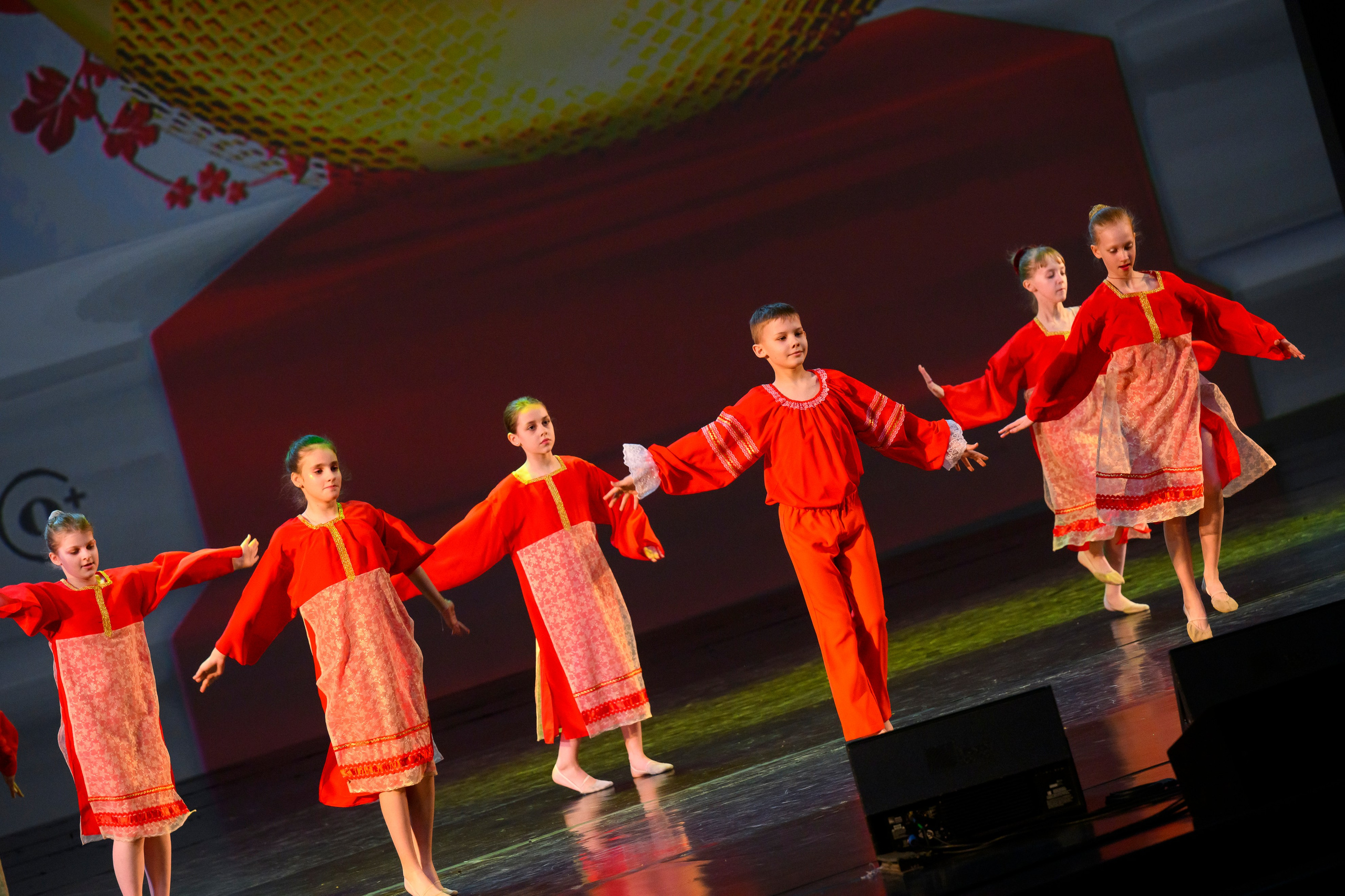 23 апреля, часть 2, БКЗ Октябрьский, г. Санкт-Петербург. Золотое яблочко