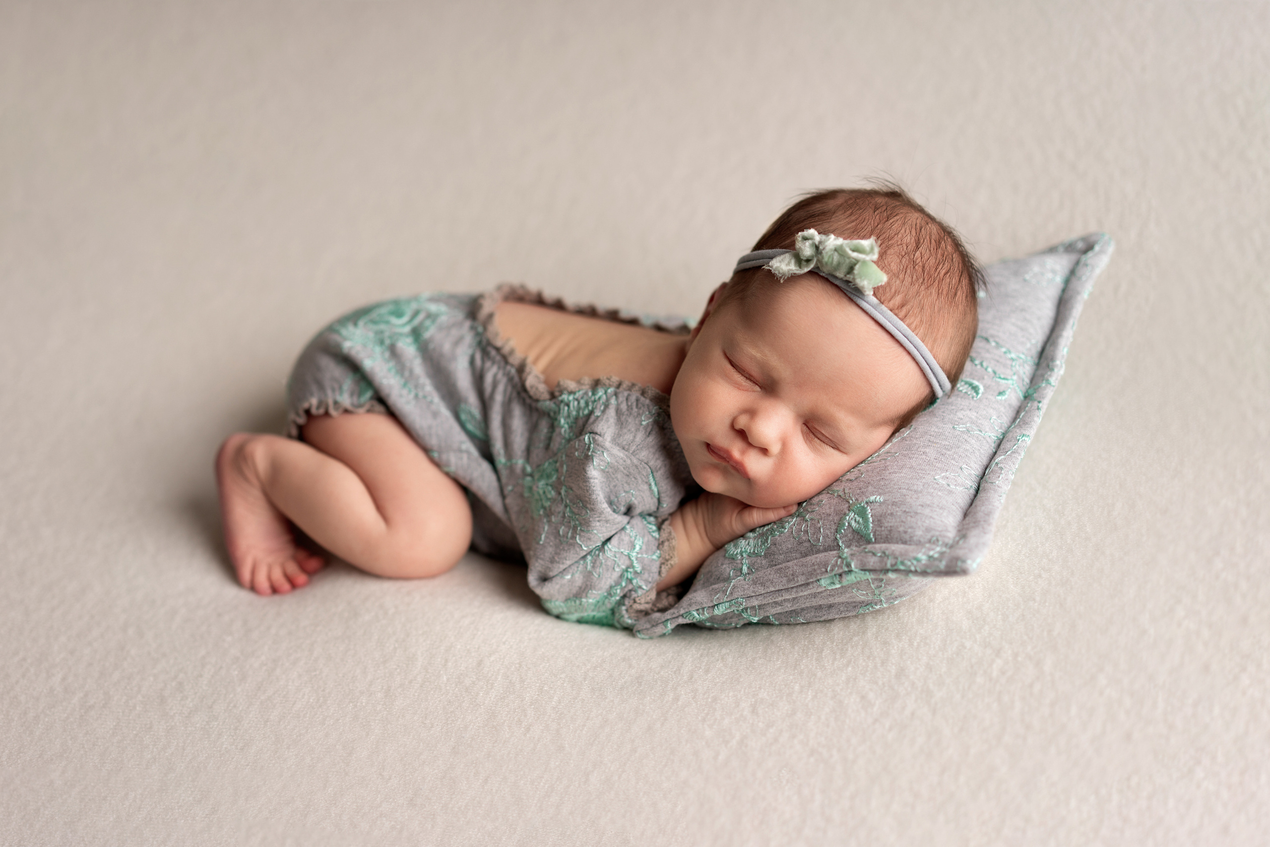 Галерея новорожденных. Фотограф новорожденных у вас дома