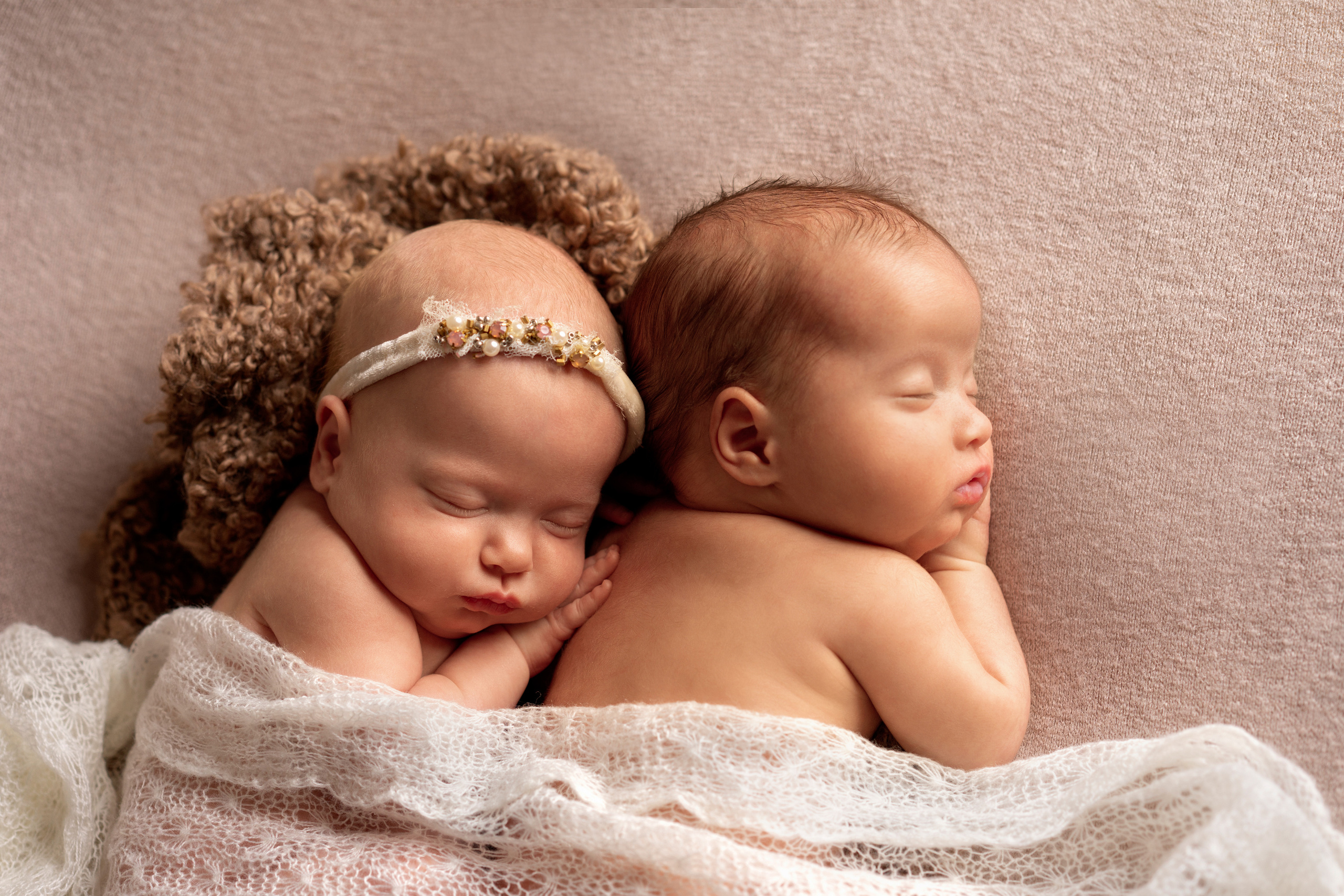 Галерея новорожденных. Фотограф новорожденных у вас дома