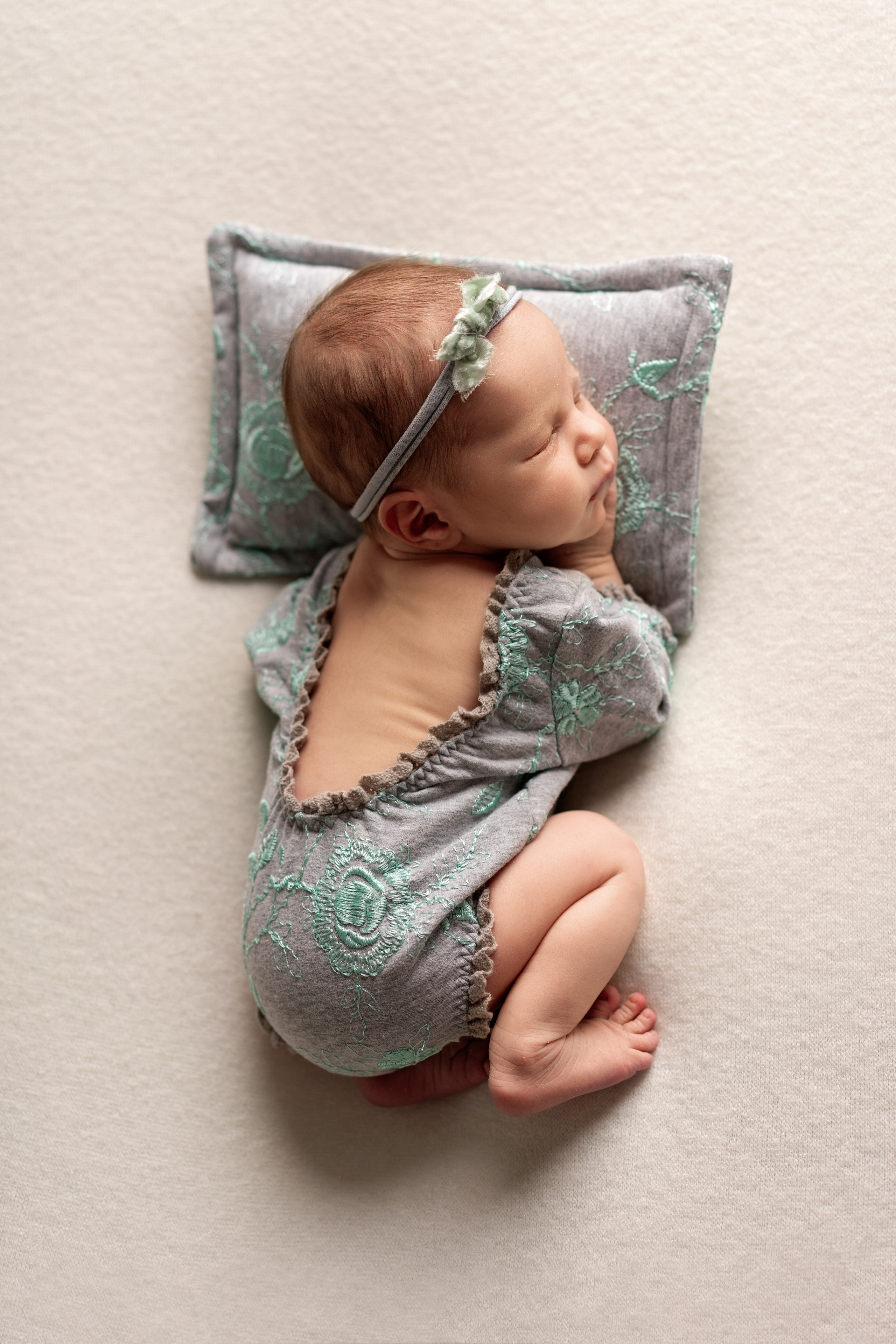 Галерея новорожденных. Фотограф новорожденных у вас дома