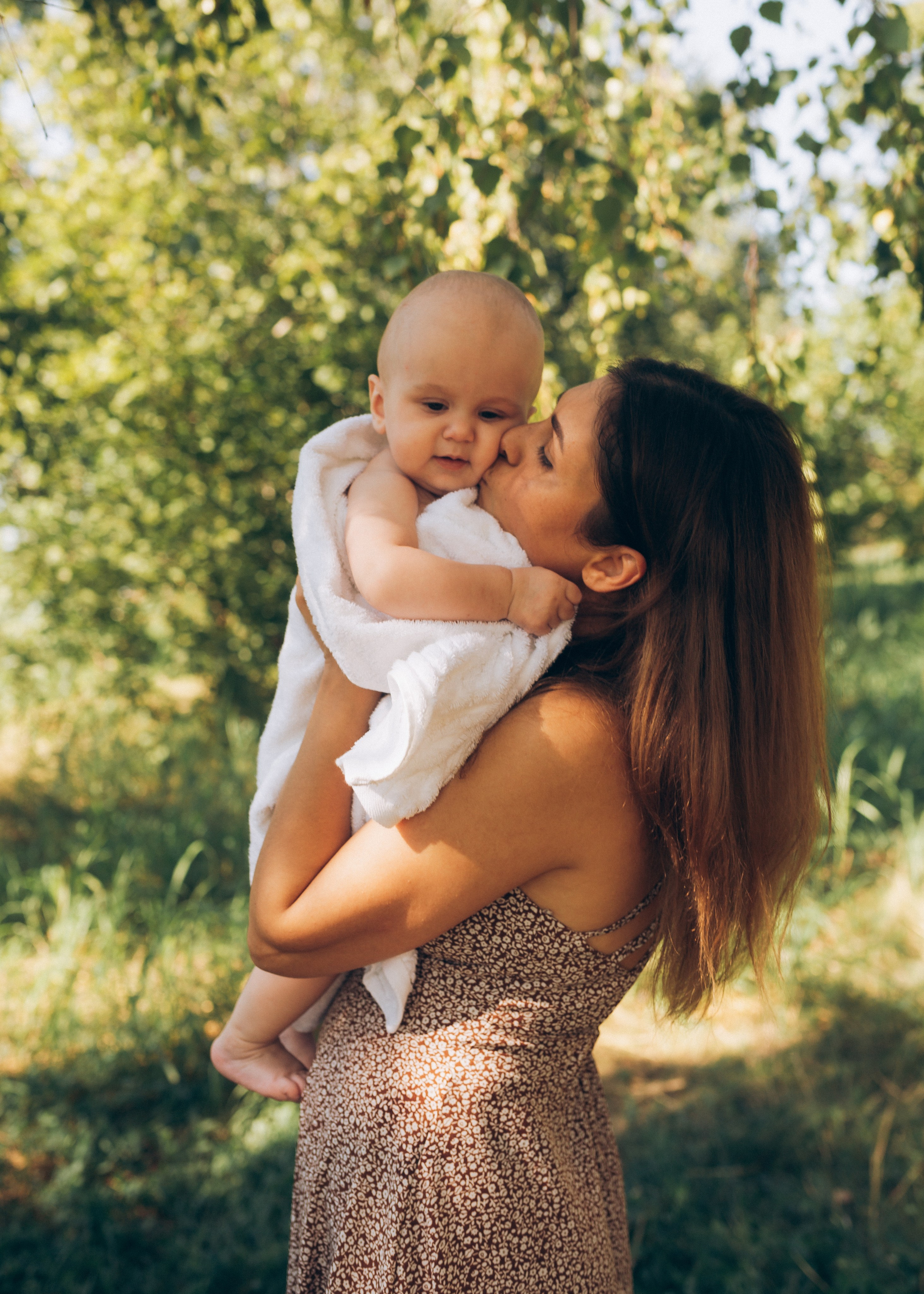 Девочки в березовой роще. Фотограф в Приморско-Ахтарске Марьяна Чопко