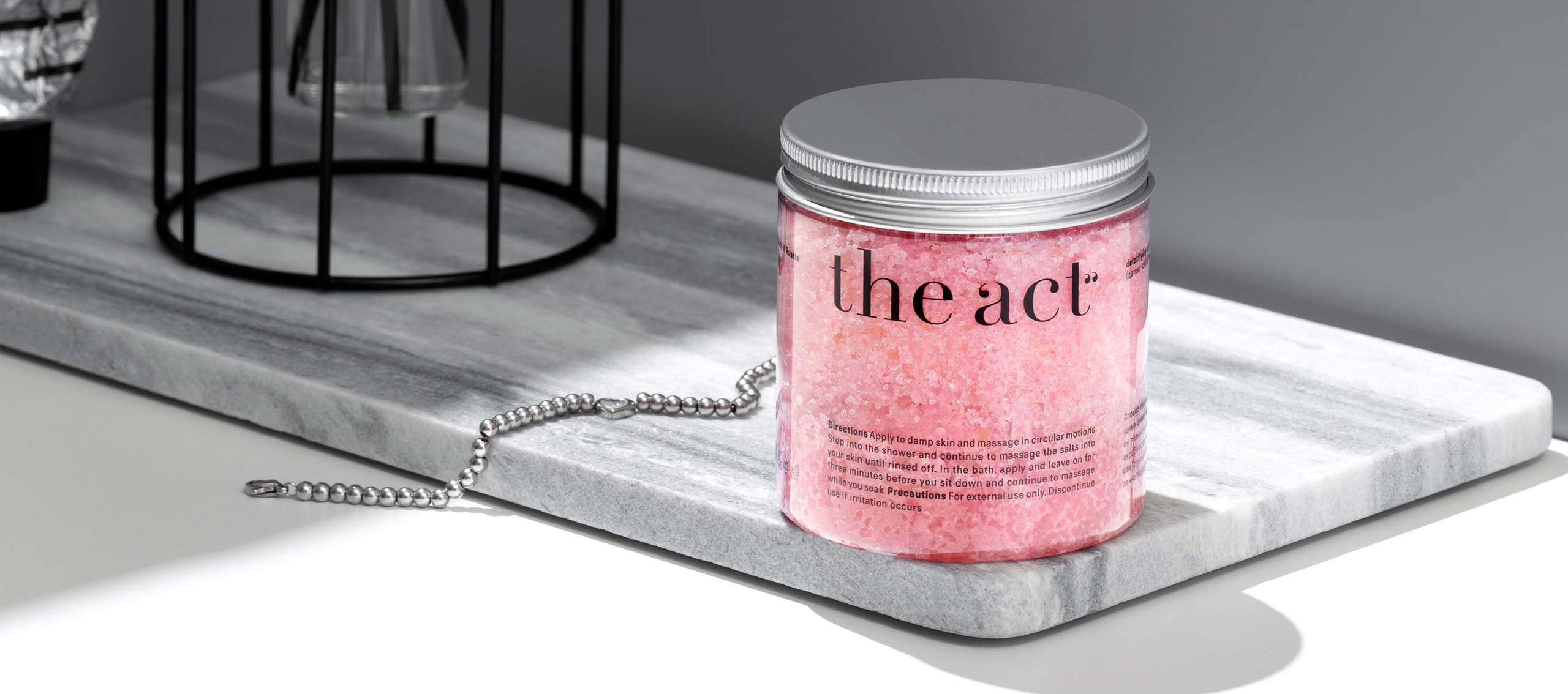 Творческая съемка TheAct. Студия рекламной и предметной съемки товаров WELKO Studio