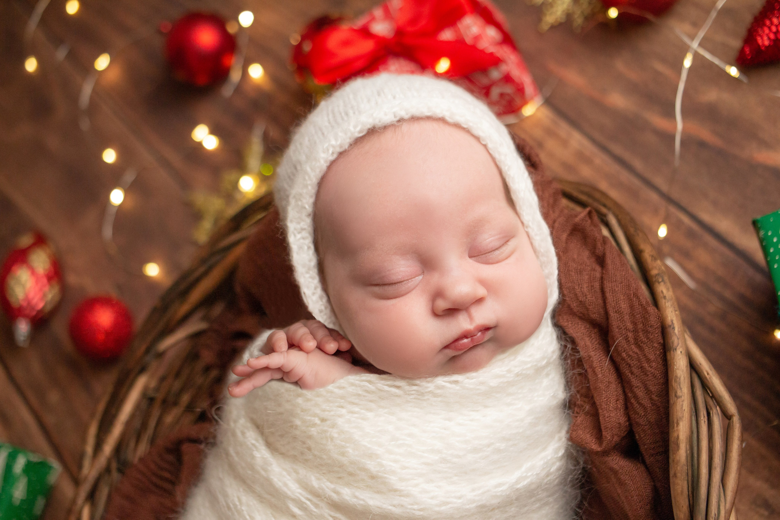 Классический стиль newborn. Фотограф новорождённых Анапа Елена Кушнарь