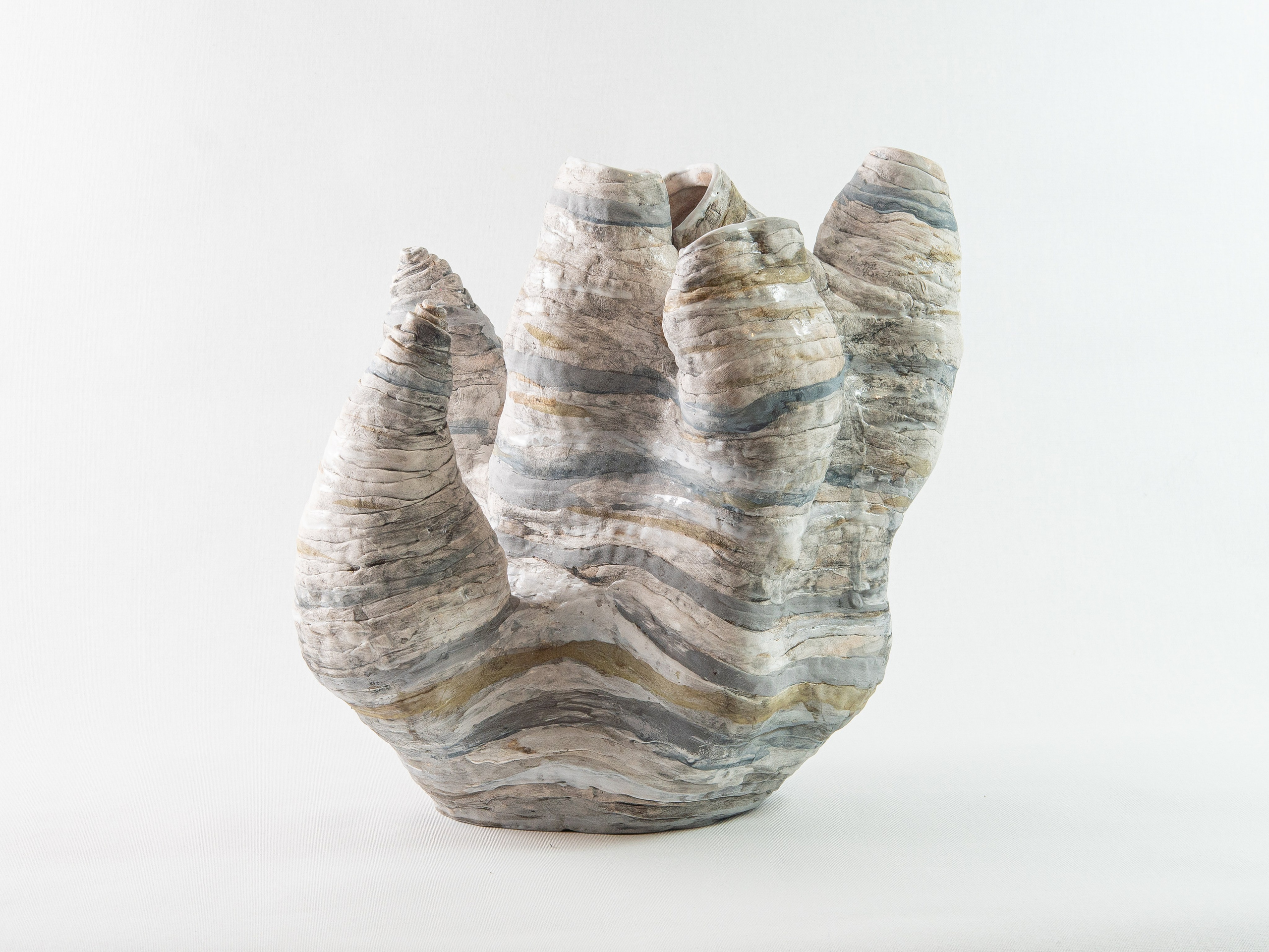 Керамический арт-объект в виде морских водорослей