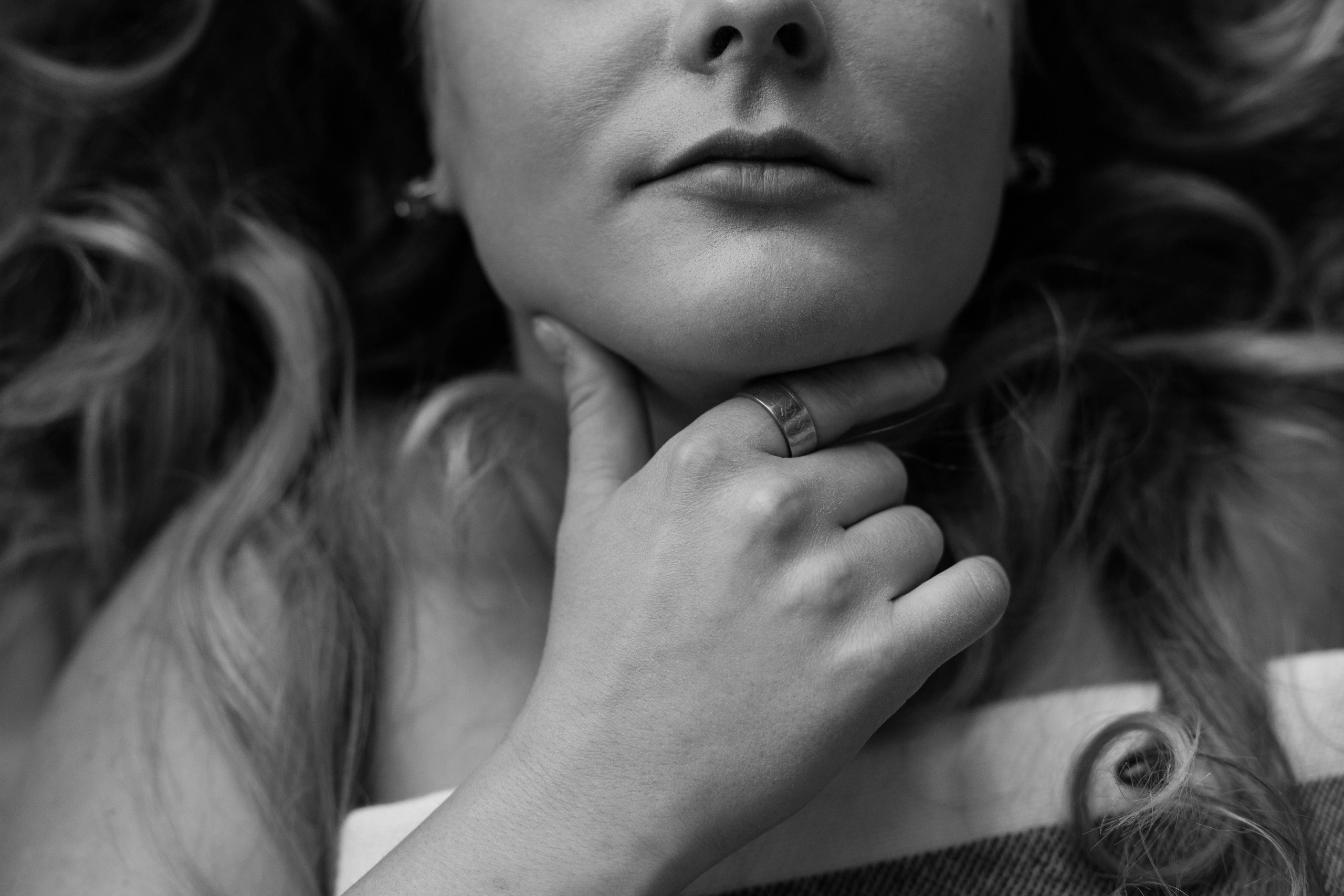 Jane. Photographer in Montenegro — professional photoshoots