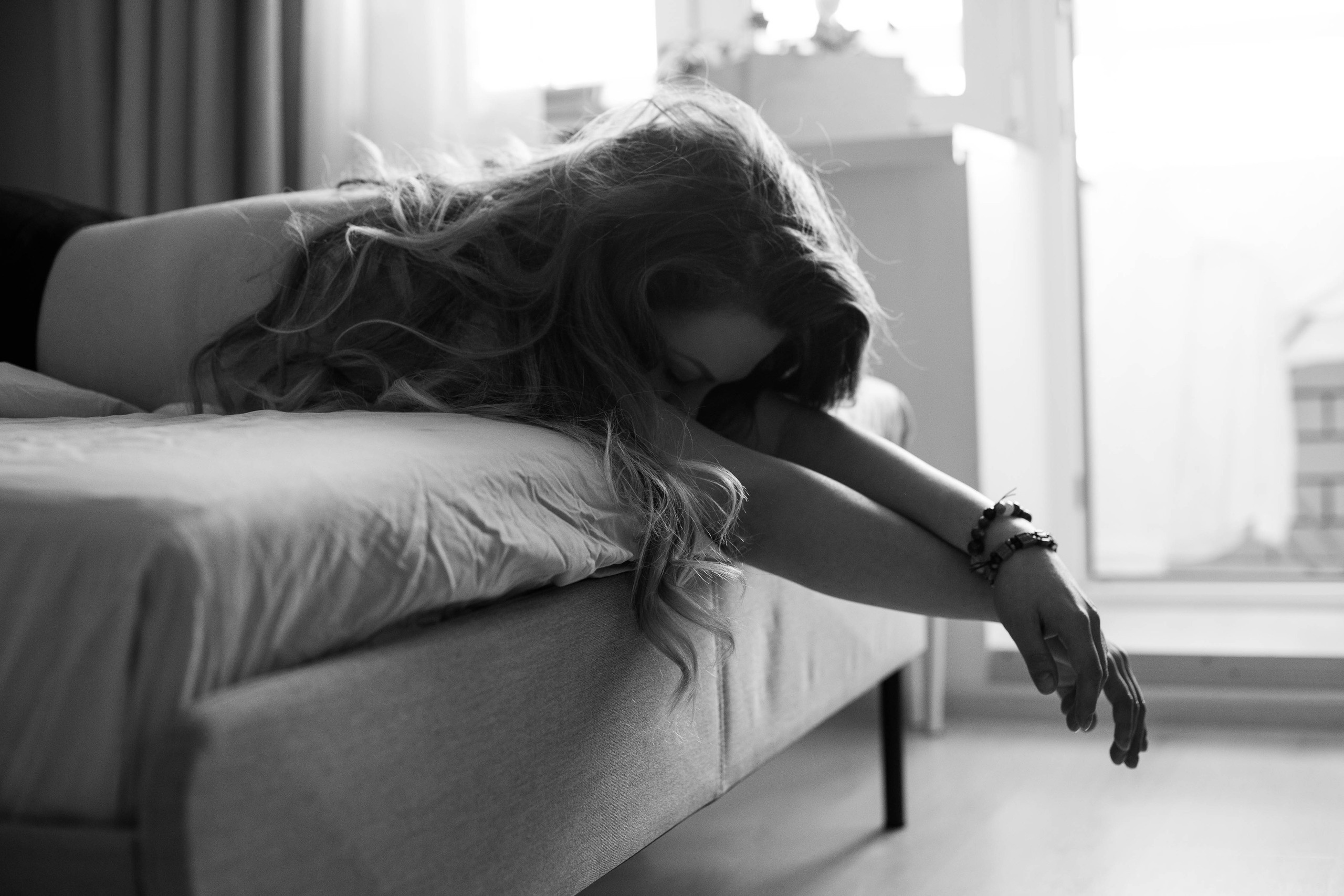 Jane. Photographer in Montenegro — professional photoshoots