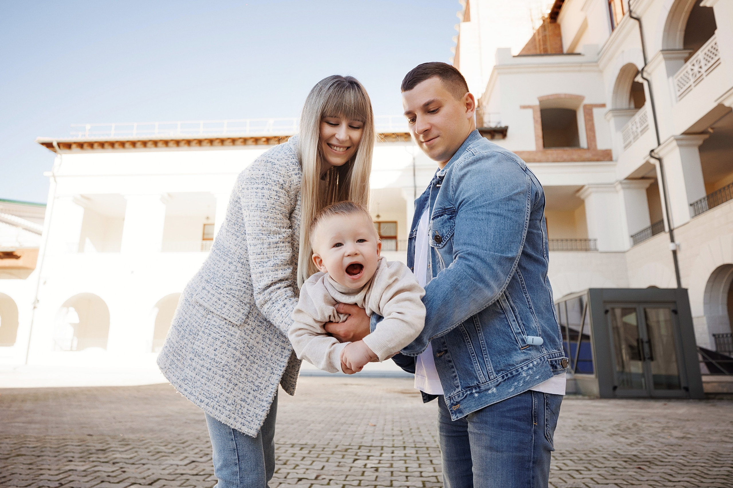 Семейная фотосессия в Красной поляне. Свадебный и семейный фотограф в Сочи Денис Вялов