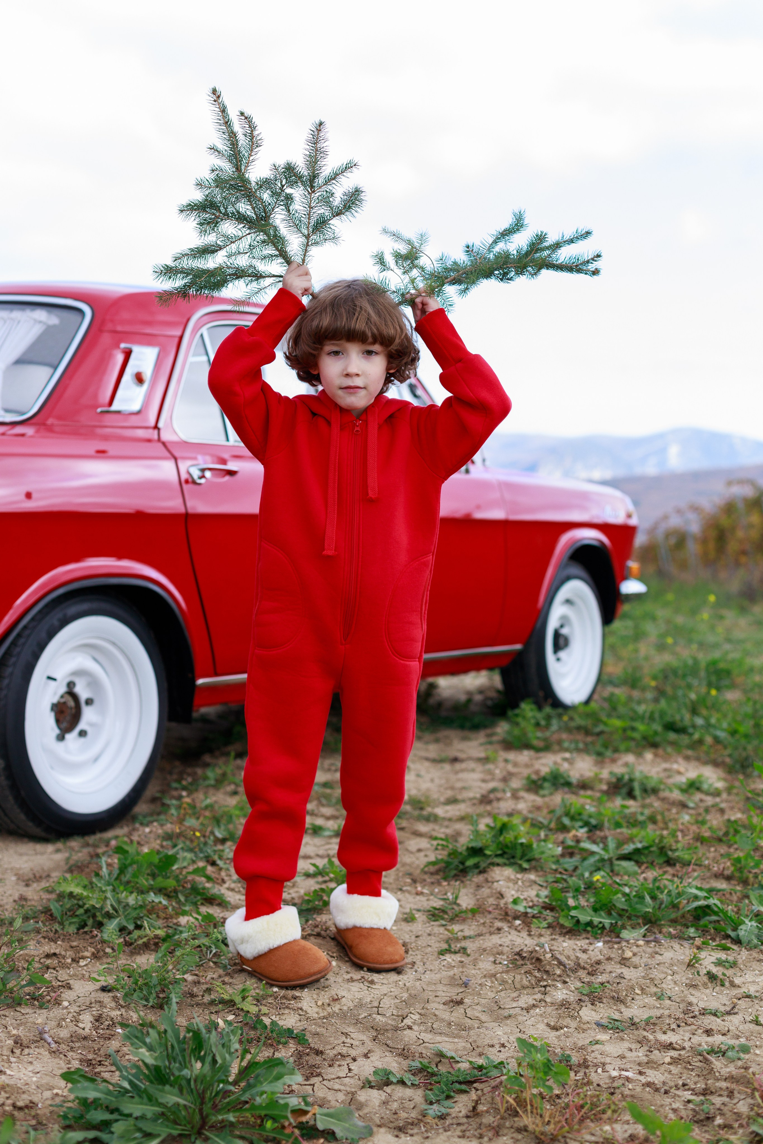 MJOLK. Новогодняя коллекция. Римма Зайцева контент для брендов