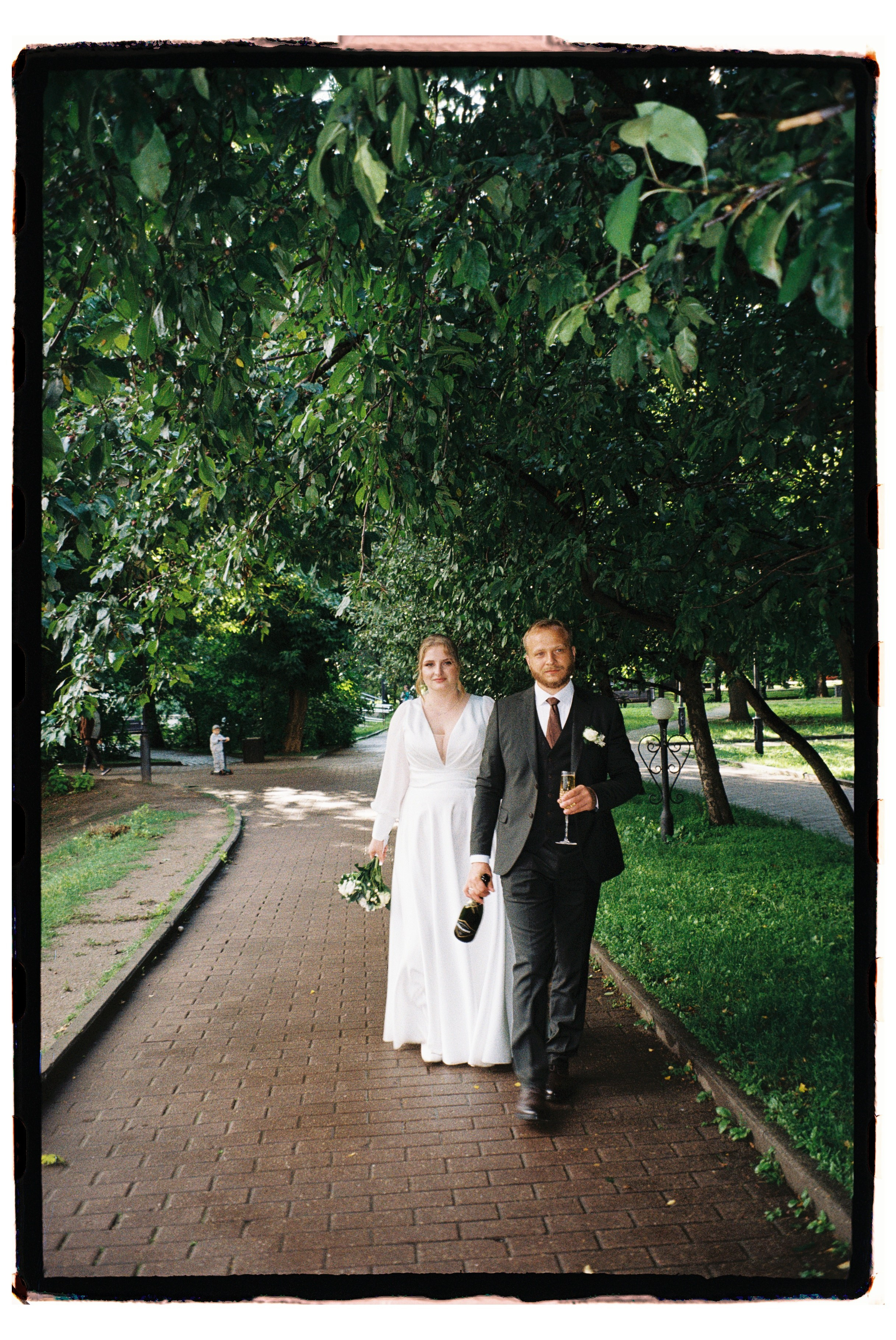 На плёнку (Саша и Настя). Фотограф в Москве — Евгения Прокопенко