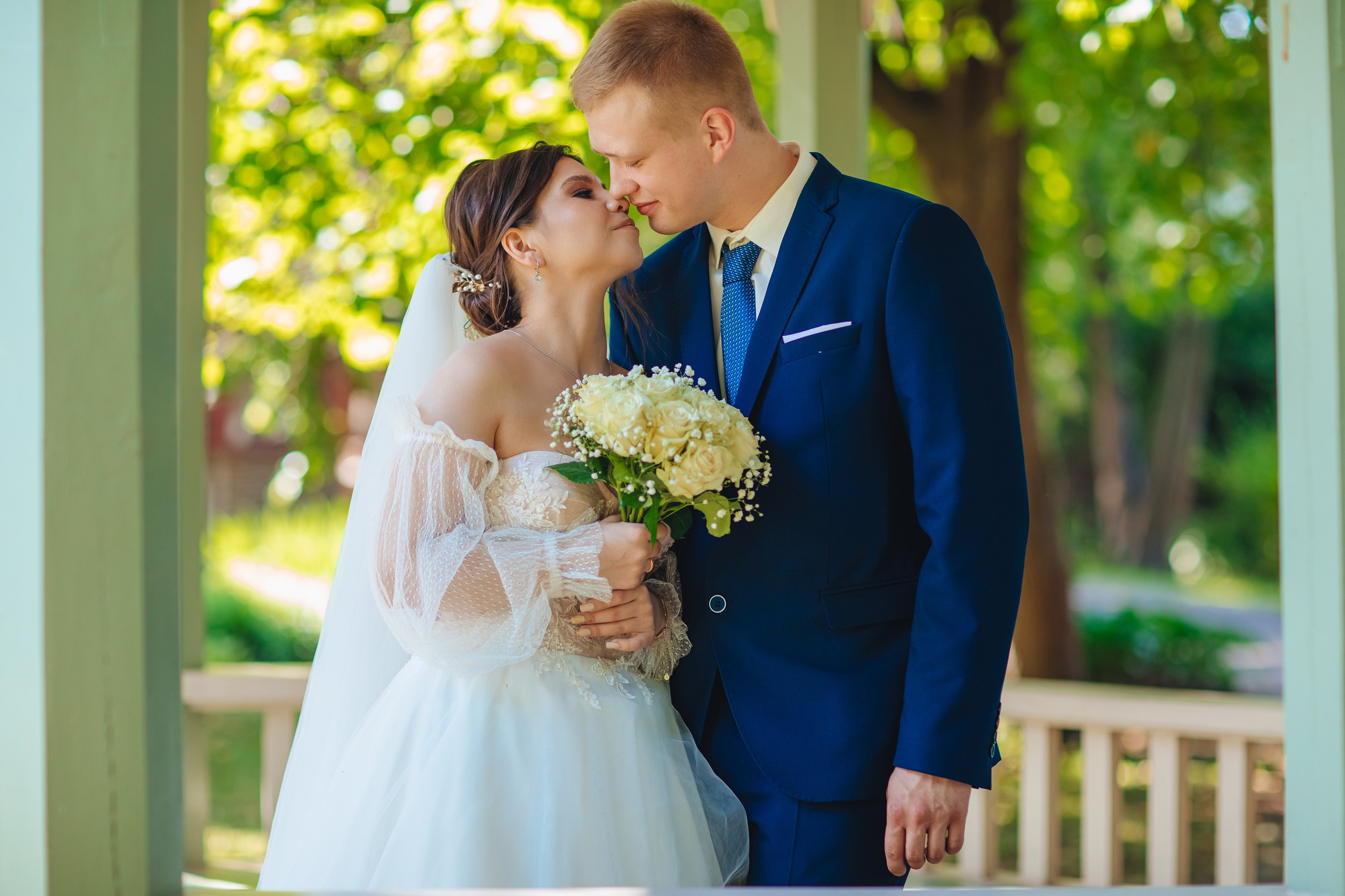 Василиса и Дмитрий. Прогулка в Пенатах. Свадебный и семейный фотограф в Санкт-Петербурге и Сестрорецке