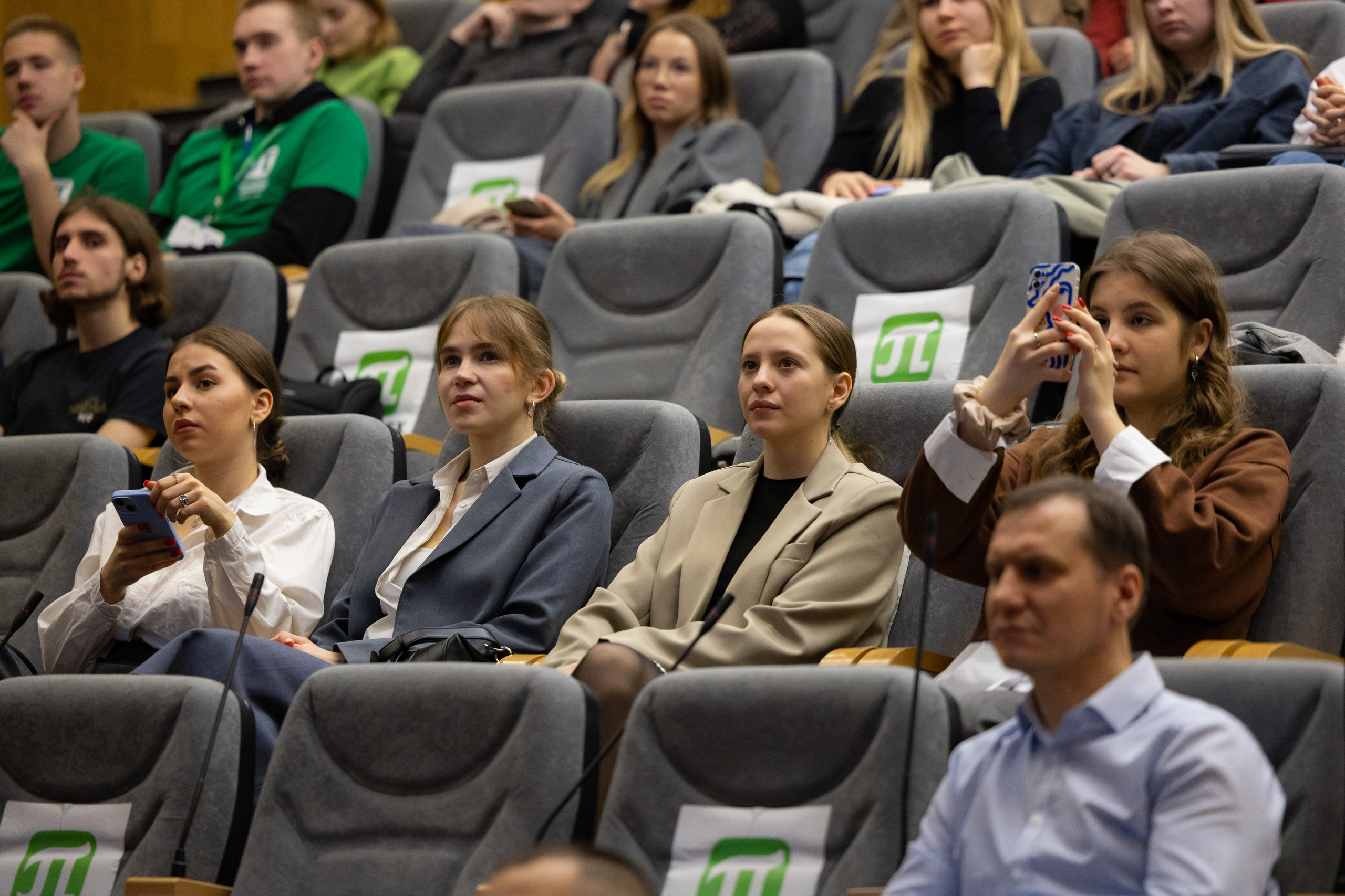 «АРЕХ. РетроПерспектива». Лекция Сергея Сенкевича в Политехе. Евгений Матвеев — фотограф в Санкт-Петербурге