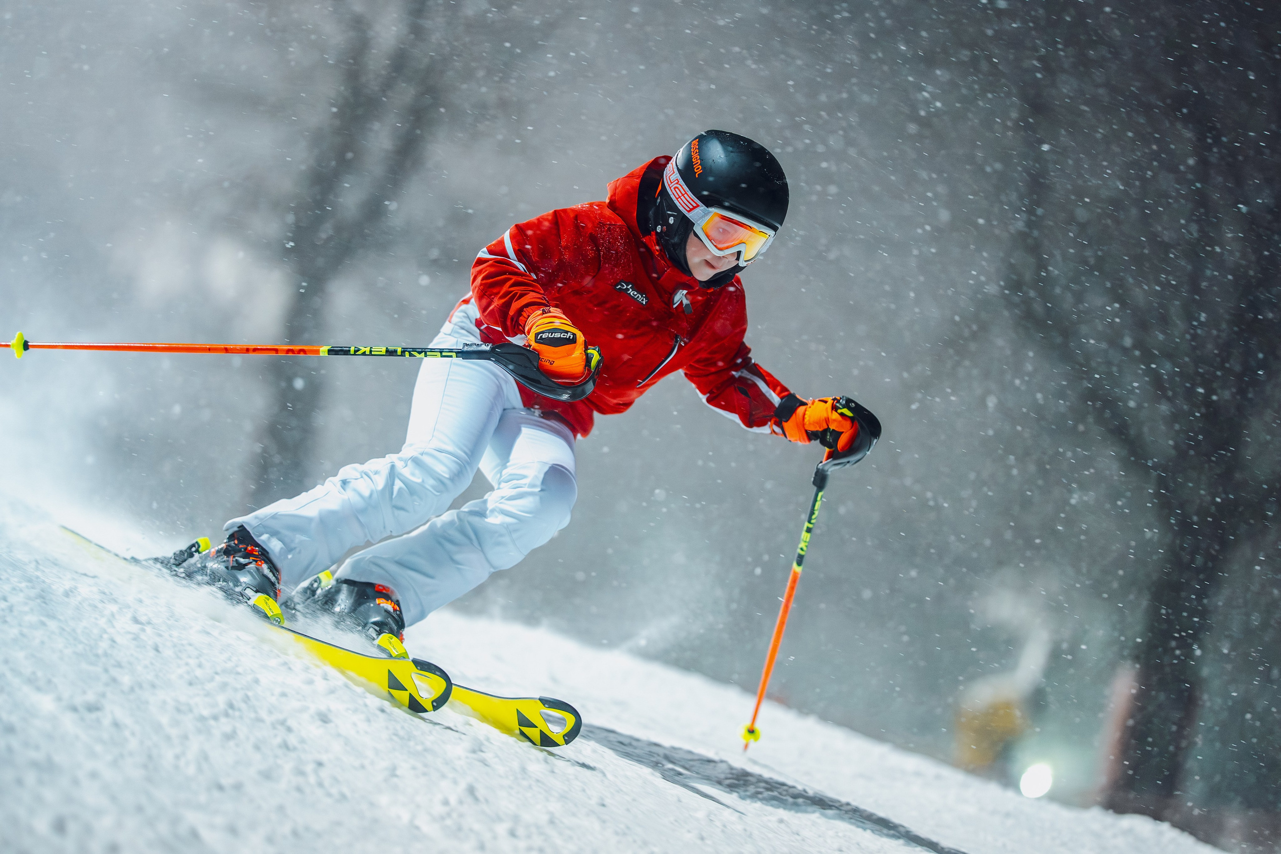 2025.12.25 | Горные лыжи. Тренировка. Шуколово, 5й склон. Фотограф Студитский Евгений