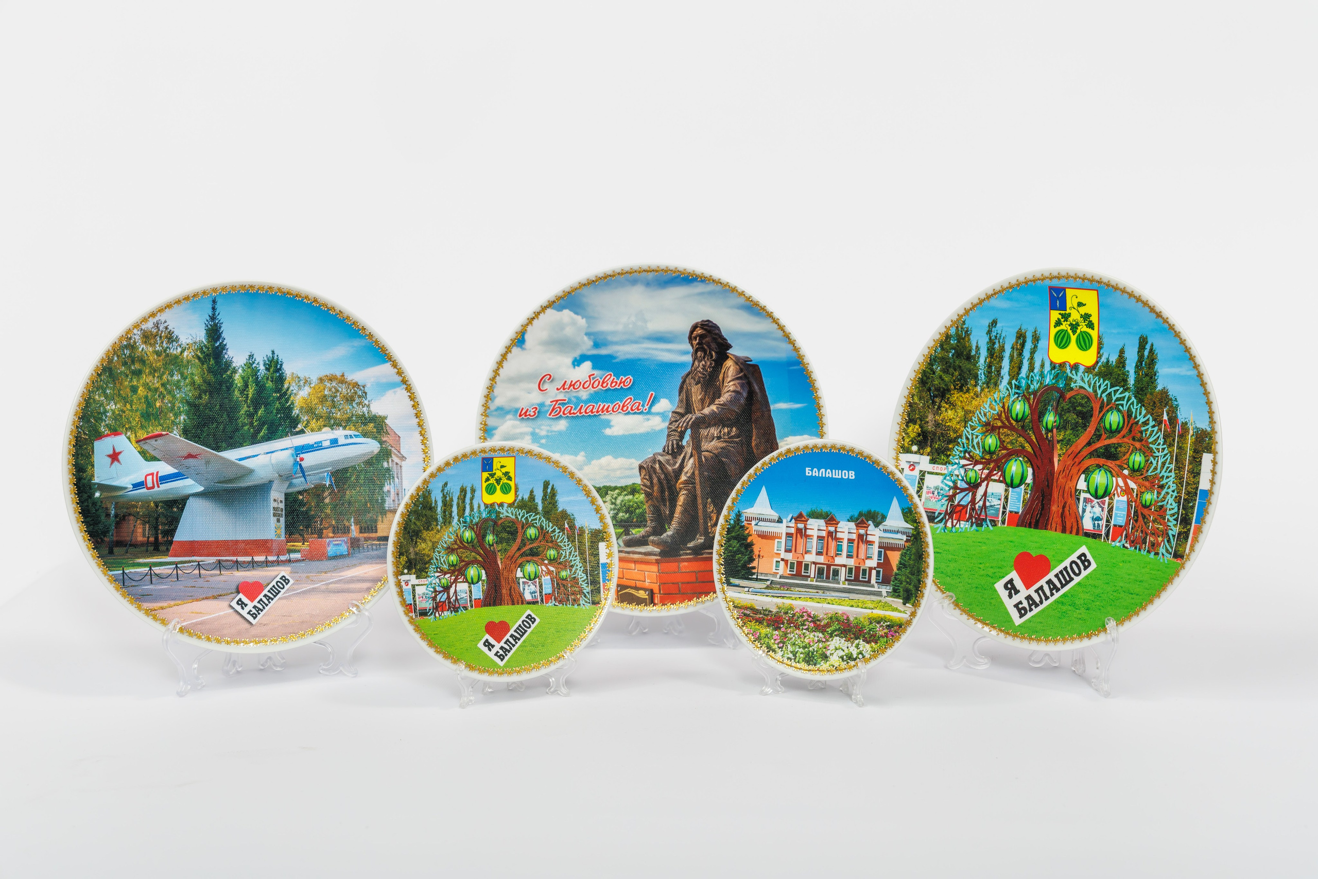 СУВЕНИРЫ. Выпускные фотоальбомы и фотокниги в г. Балашове, студия, сувениры