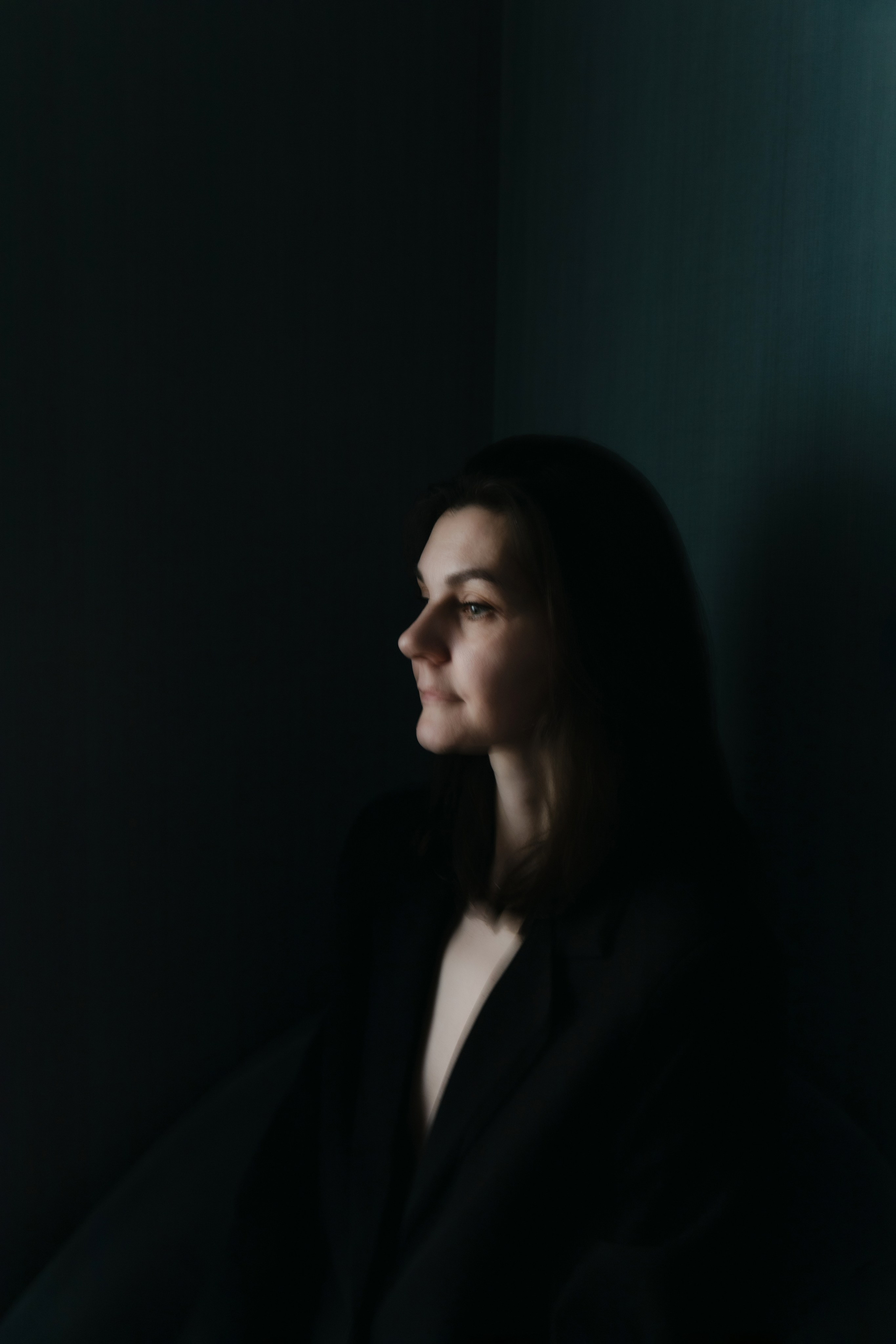 Портретная женская фотосъёмка в студии. Арт-фотограф. Фотосъемка, авторские принты для интерьера