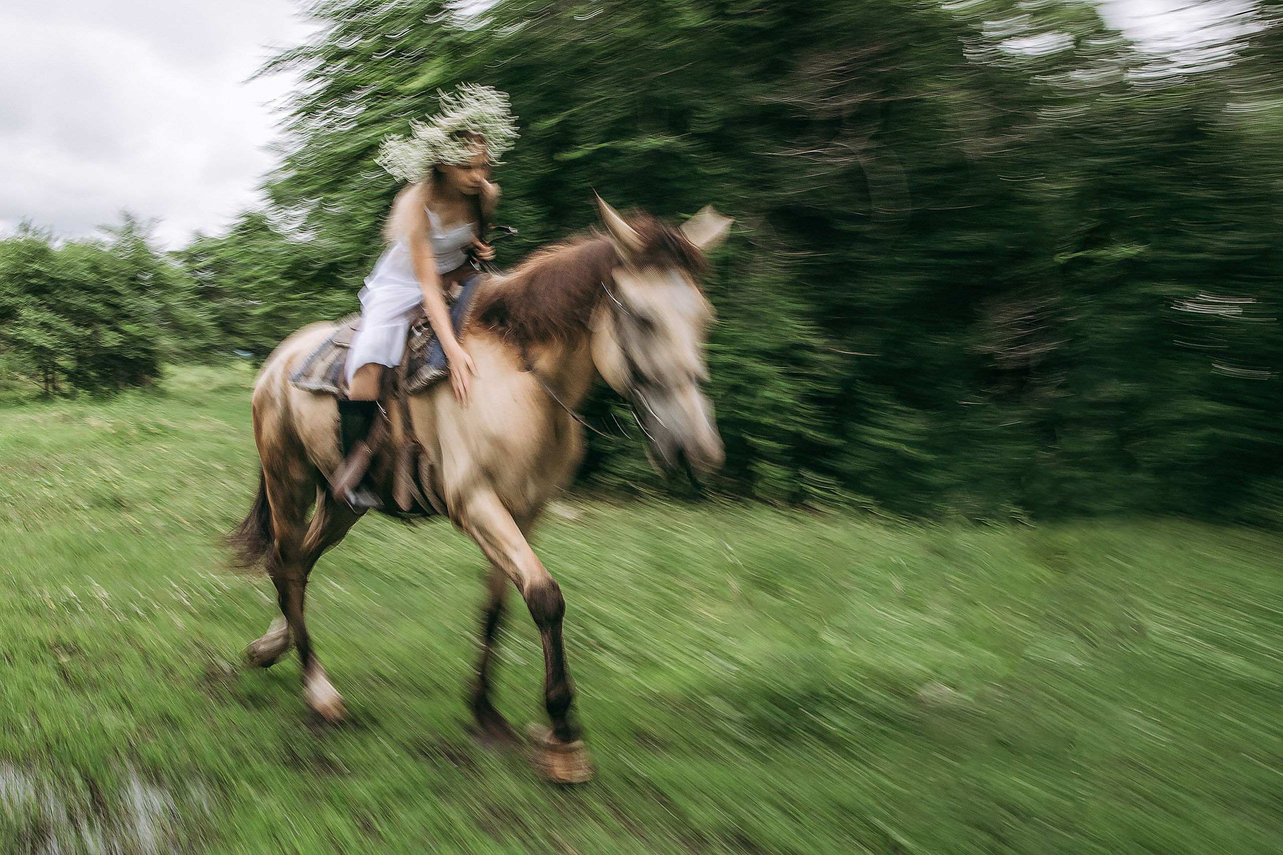 Детская фотосессия на природе. Арт-фотограф. Фотосъемка, авторские принты для интерьера