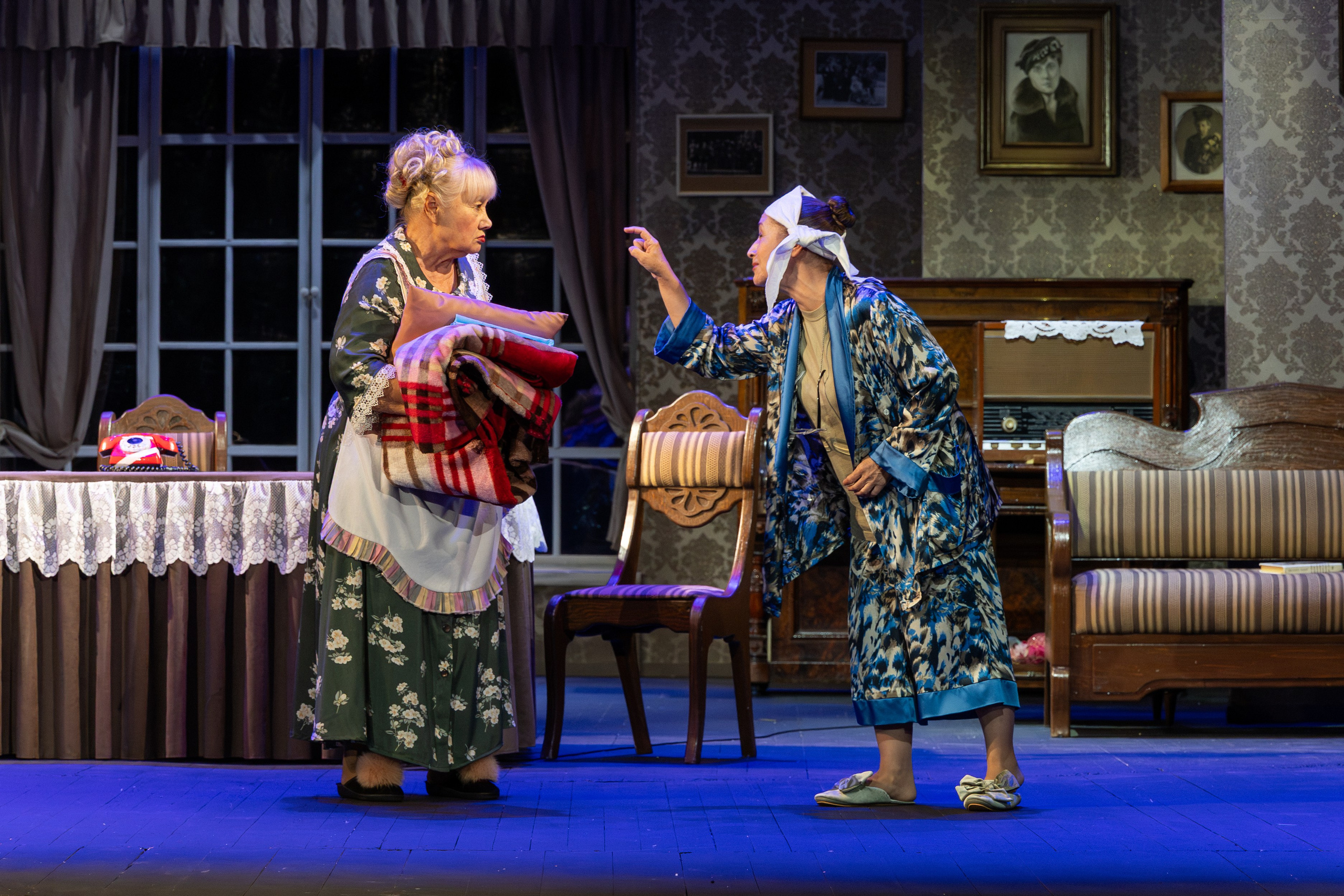 Театр Юного Зрителя «Отчаянные Тетки». Фотограф Марк Файзулин