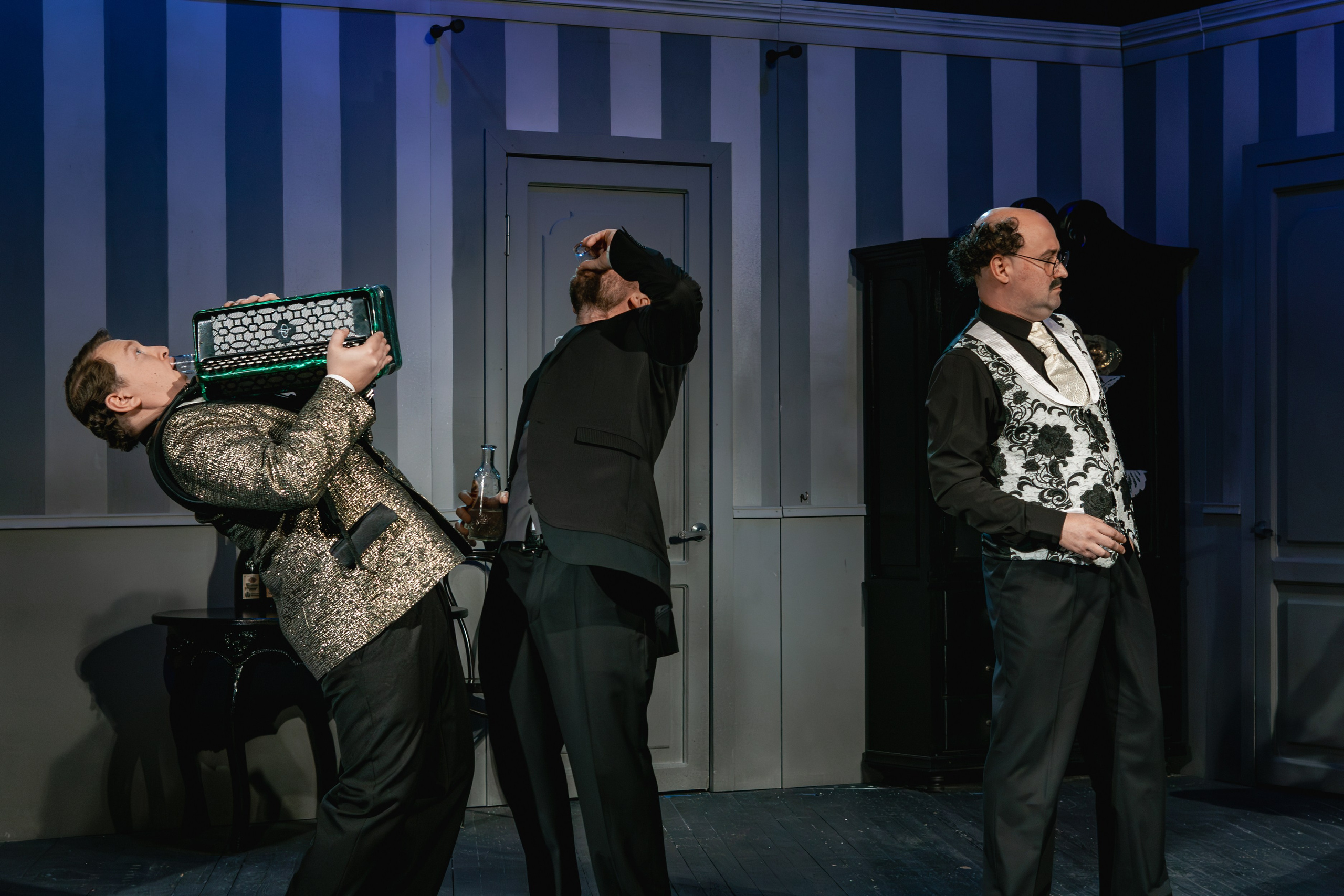 Театр Юного Зрителя «Две свадьбы». Фотограф Марк Файзулин