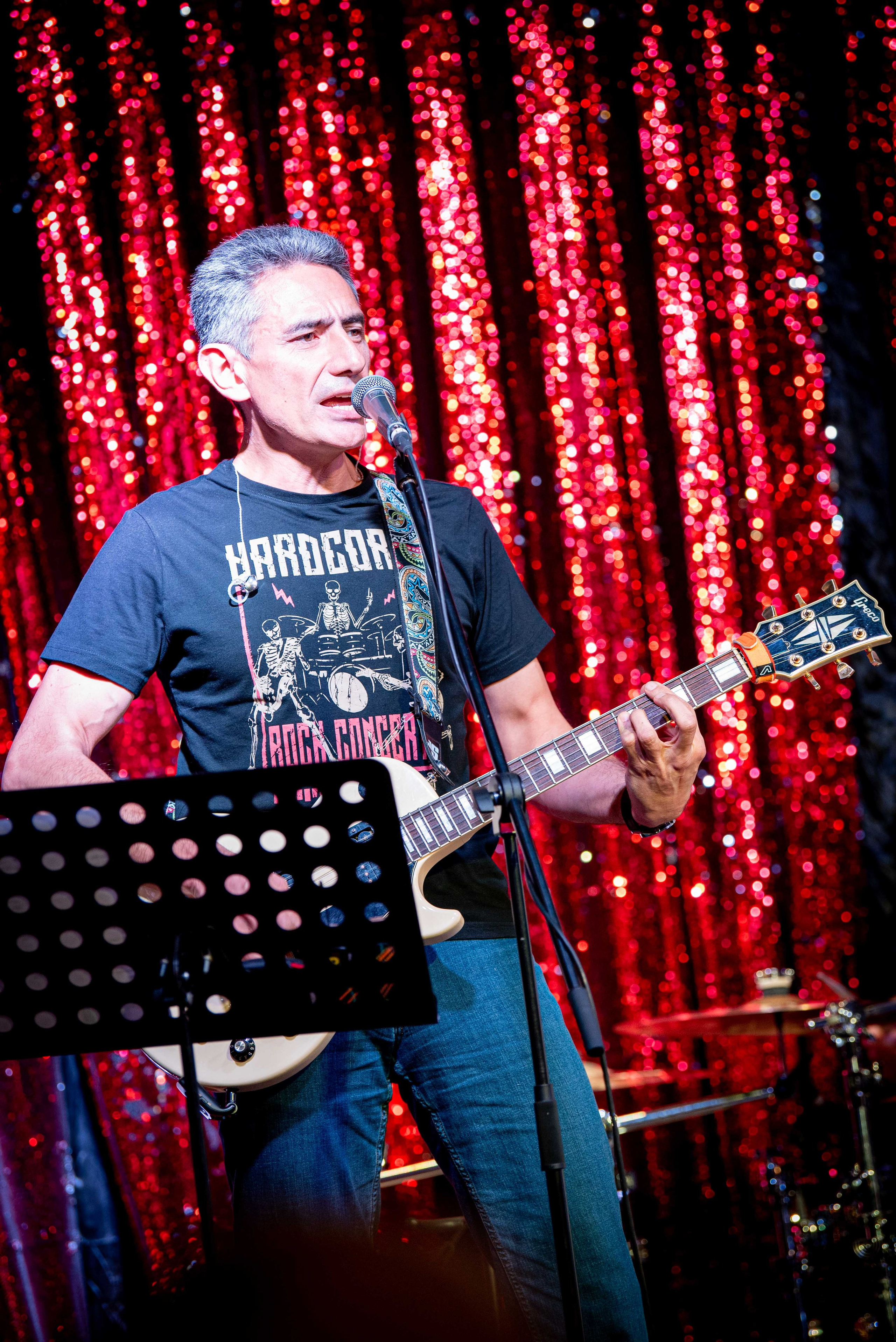 LifePub 16.12.2024. Московская кавер-группа BankBand